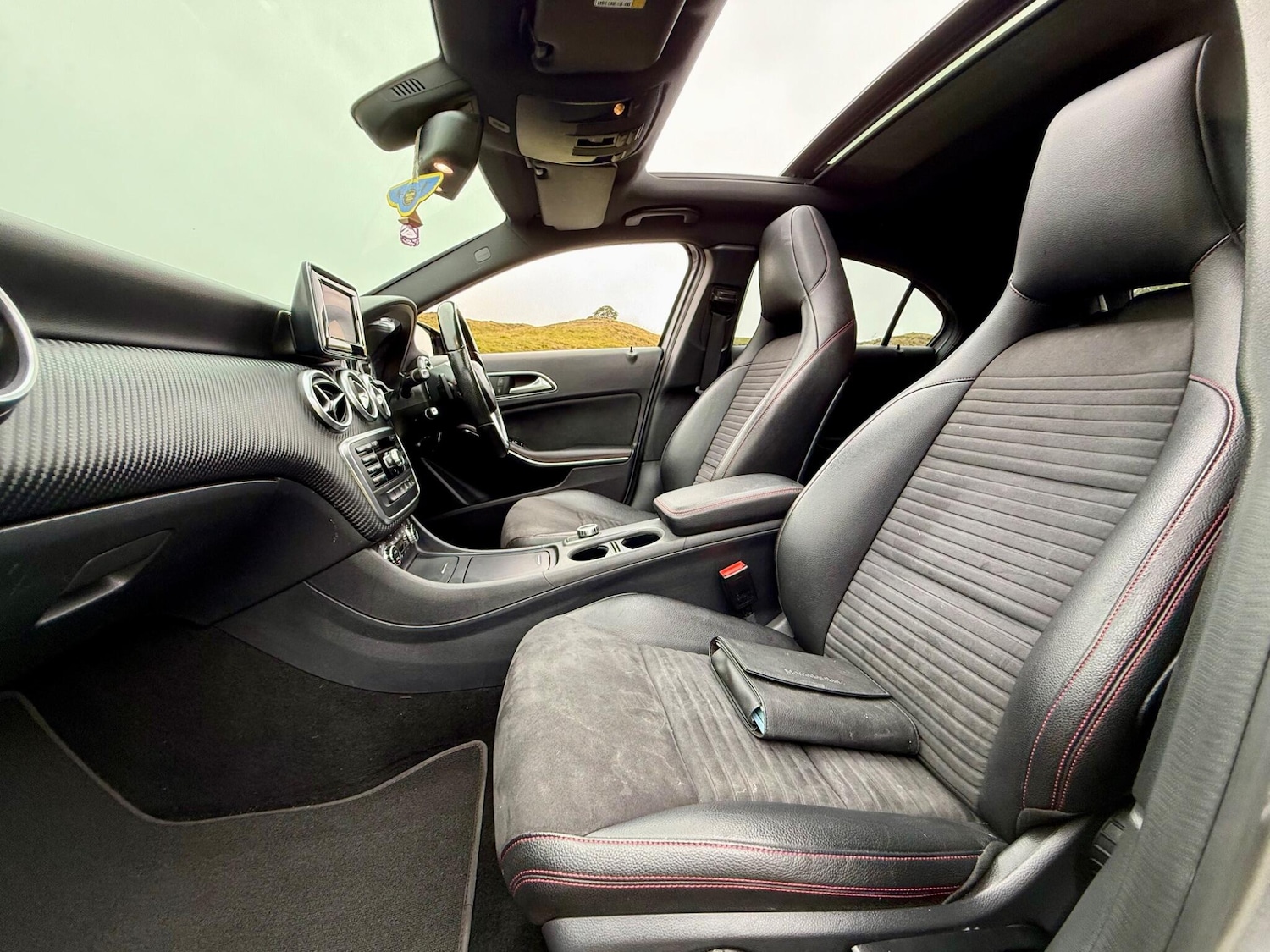 Used Mercedes-Benz A-Class 2015 for sale - 76108631: Photo 35