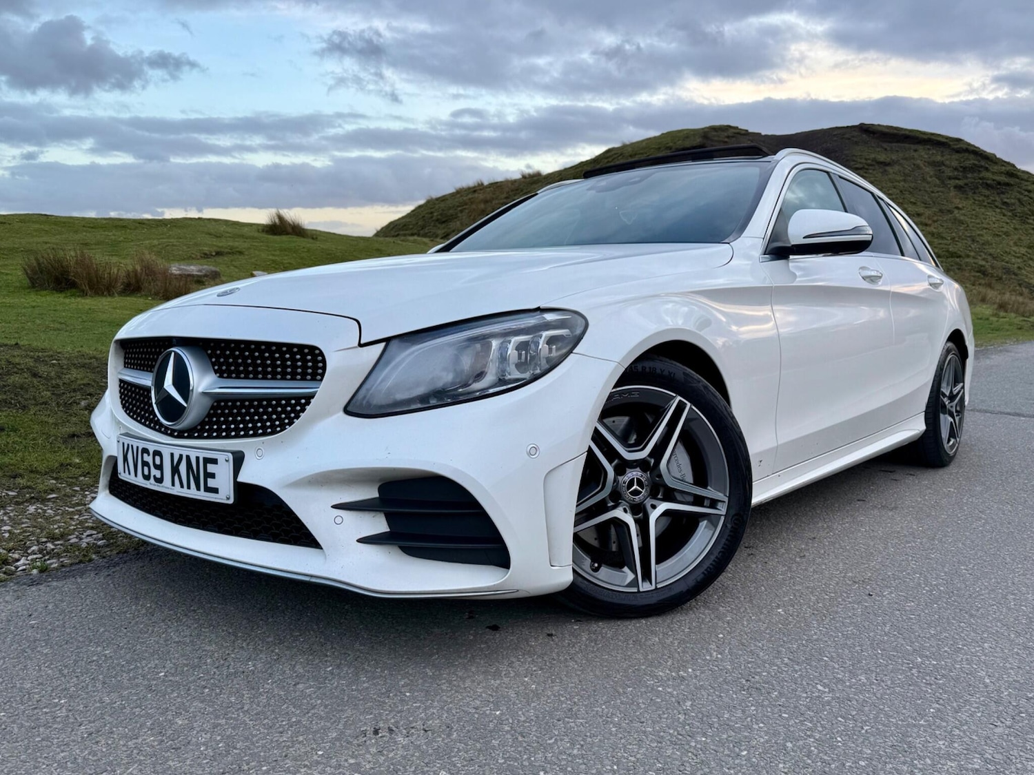 Used Mercedes-Benz C Class 2019 for sale - 76913339: Photo 11