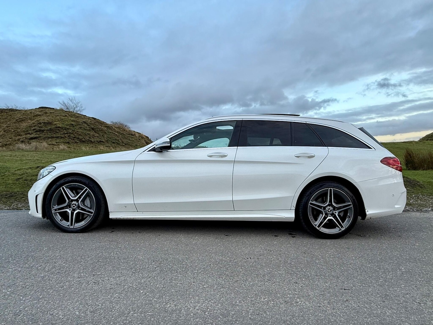 Used Mercedes-Benz C Class 2019 for sale - 76913339: Photo 12
