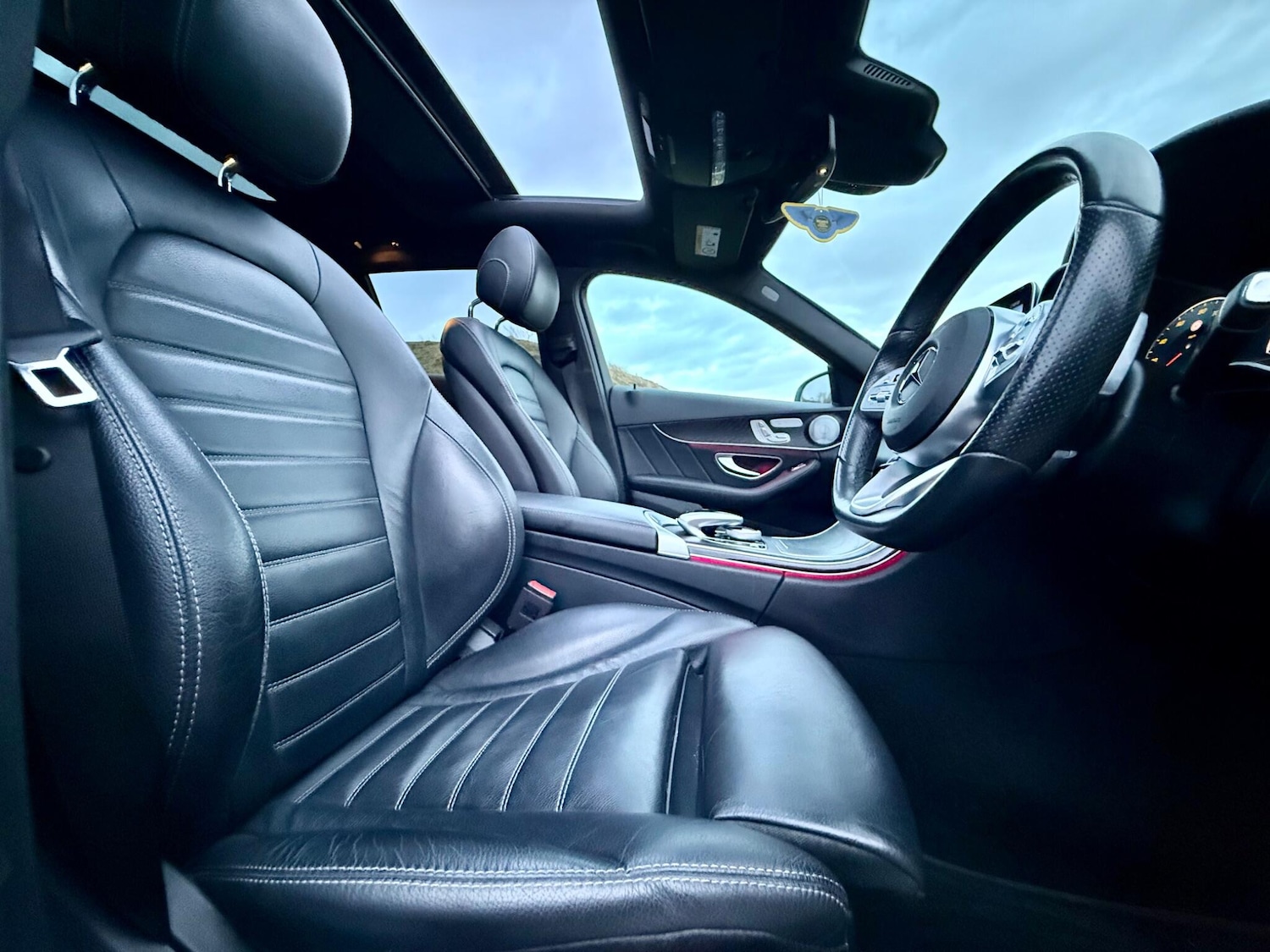 Used Mercedes-Benz C Class 2019 for sale - 76913339: Photo 19