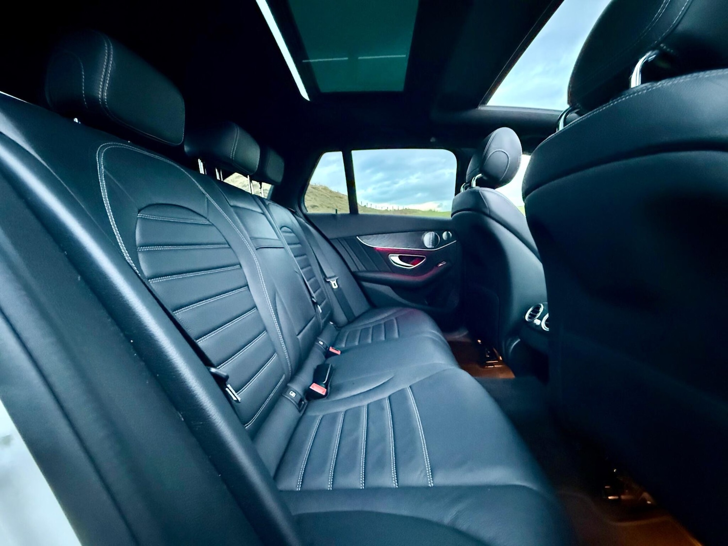 Used Mercedes-Benz C Class 2019 for sale - 76913339: Photo 23