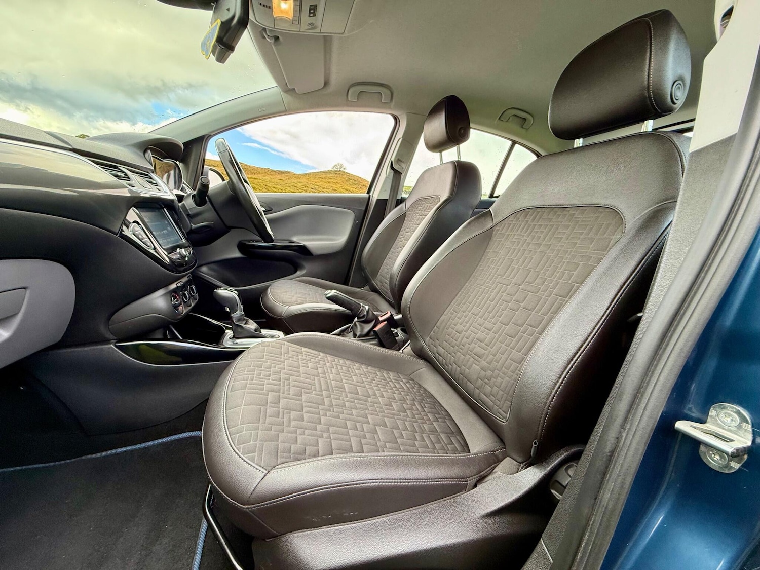 Used Vauxhall Corsa 2016 for sale - 76991127: Photo 37