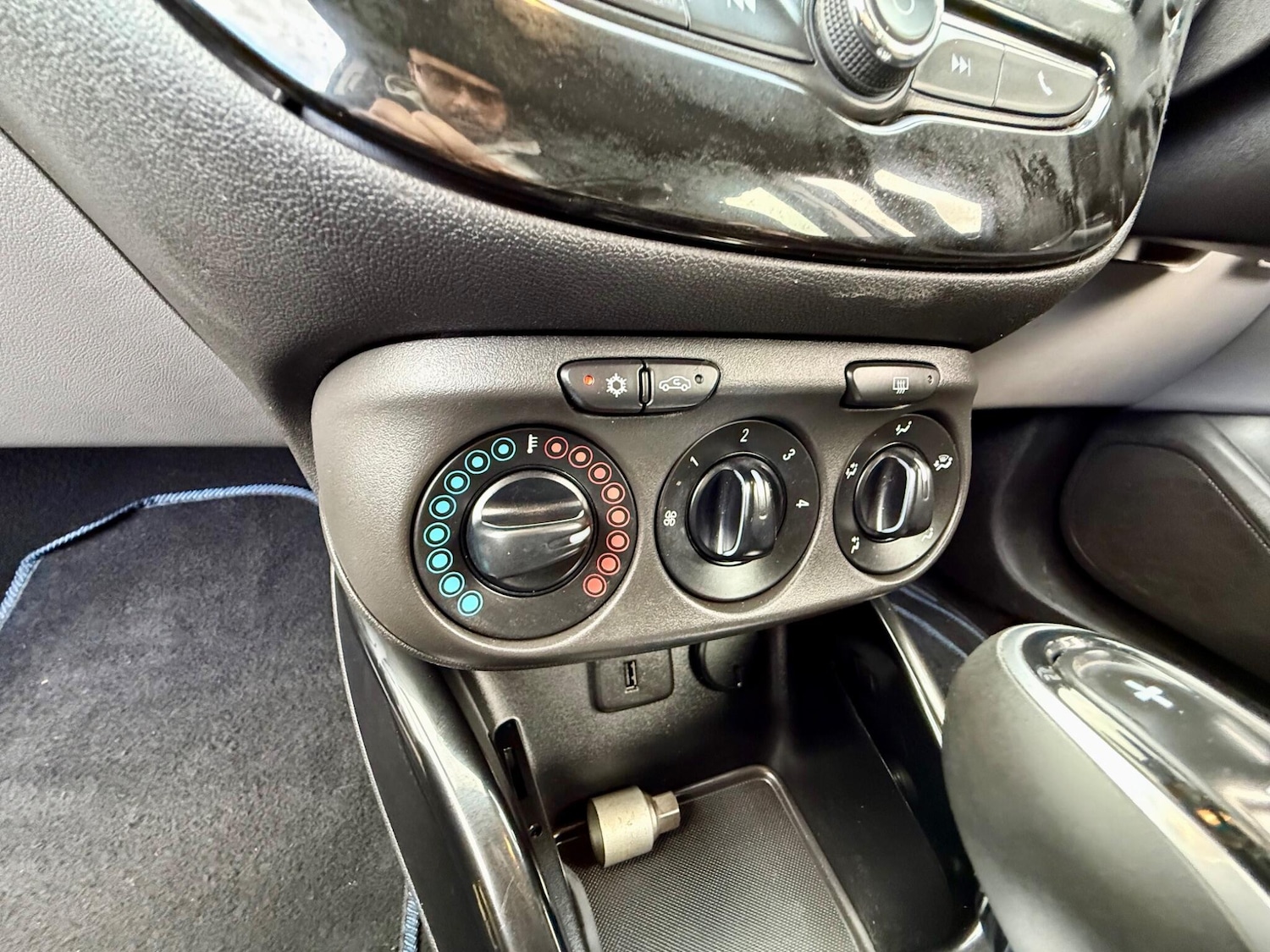 Used Vauxhall Corsa 2016 for sale - 76991127: Photo 39