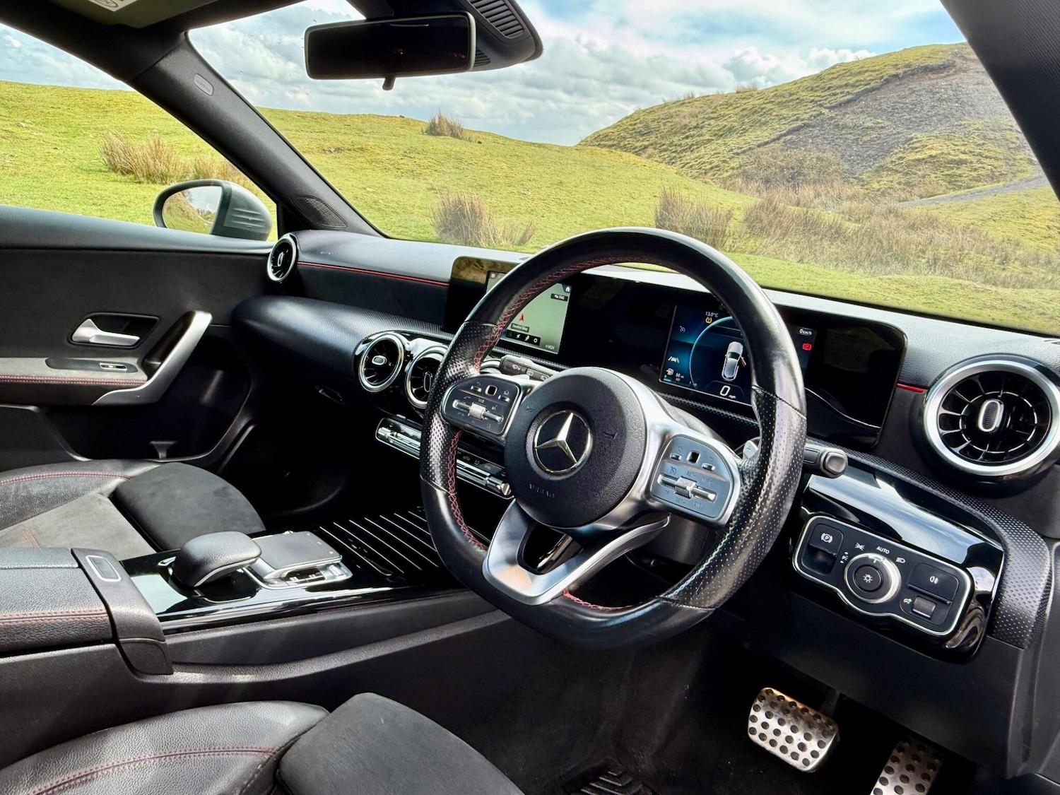 Used Mercedes-Benz A-Class 2018 for sale - 78220381: Photo 2