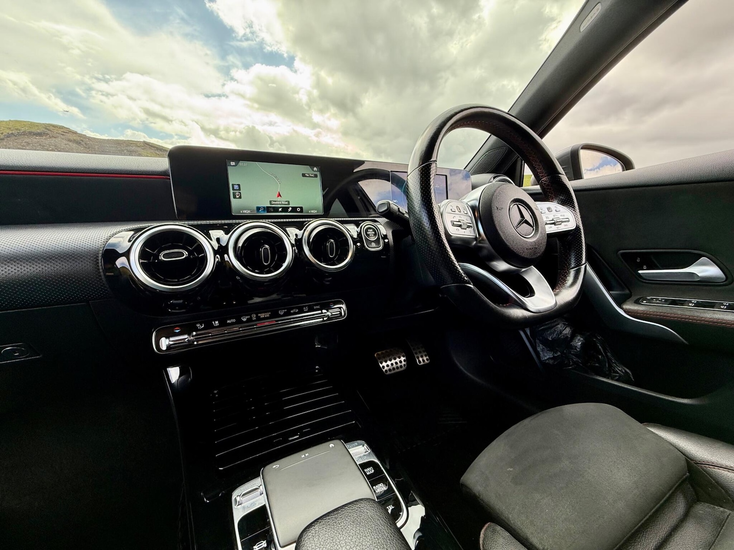 Used Mercedes-Benz A-Class 2018 for sale - 78220381: Photo 39