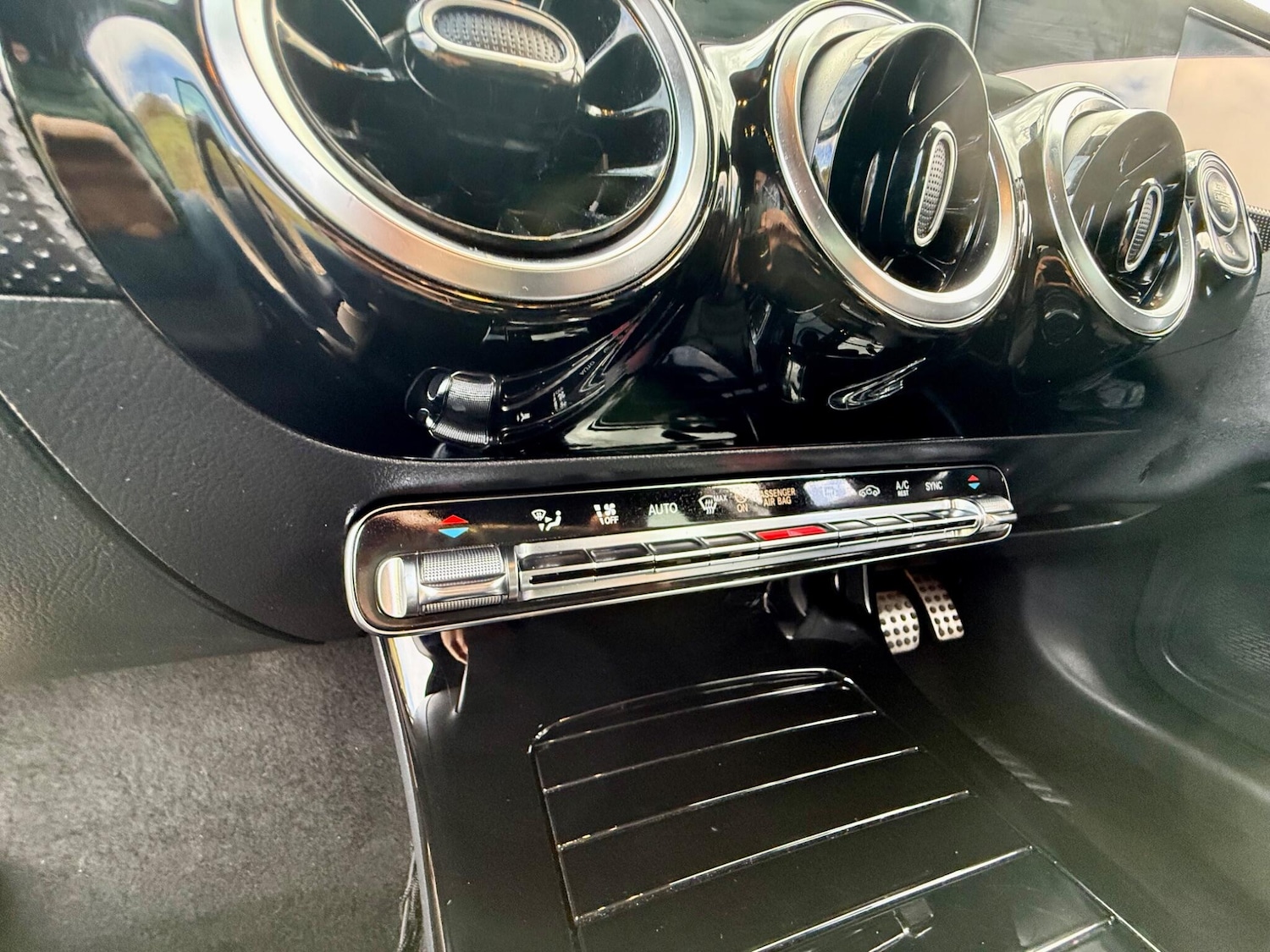 Used Mercedes-Benz A-Class 2018 for sale - 78220381: Photo 40