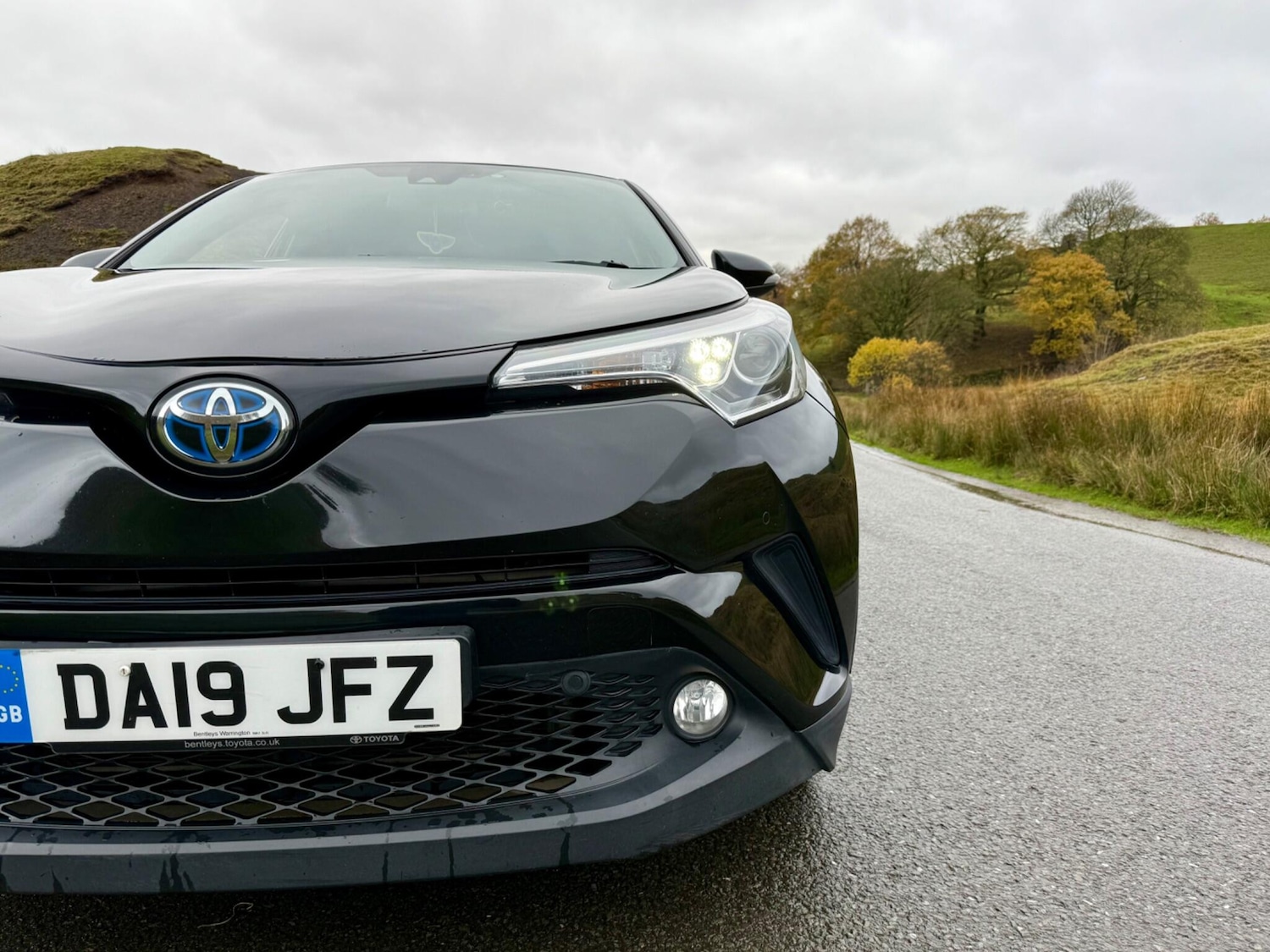 Used Toyota C-HR 2019 for sale - 76441000: Photo 21