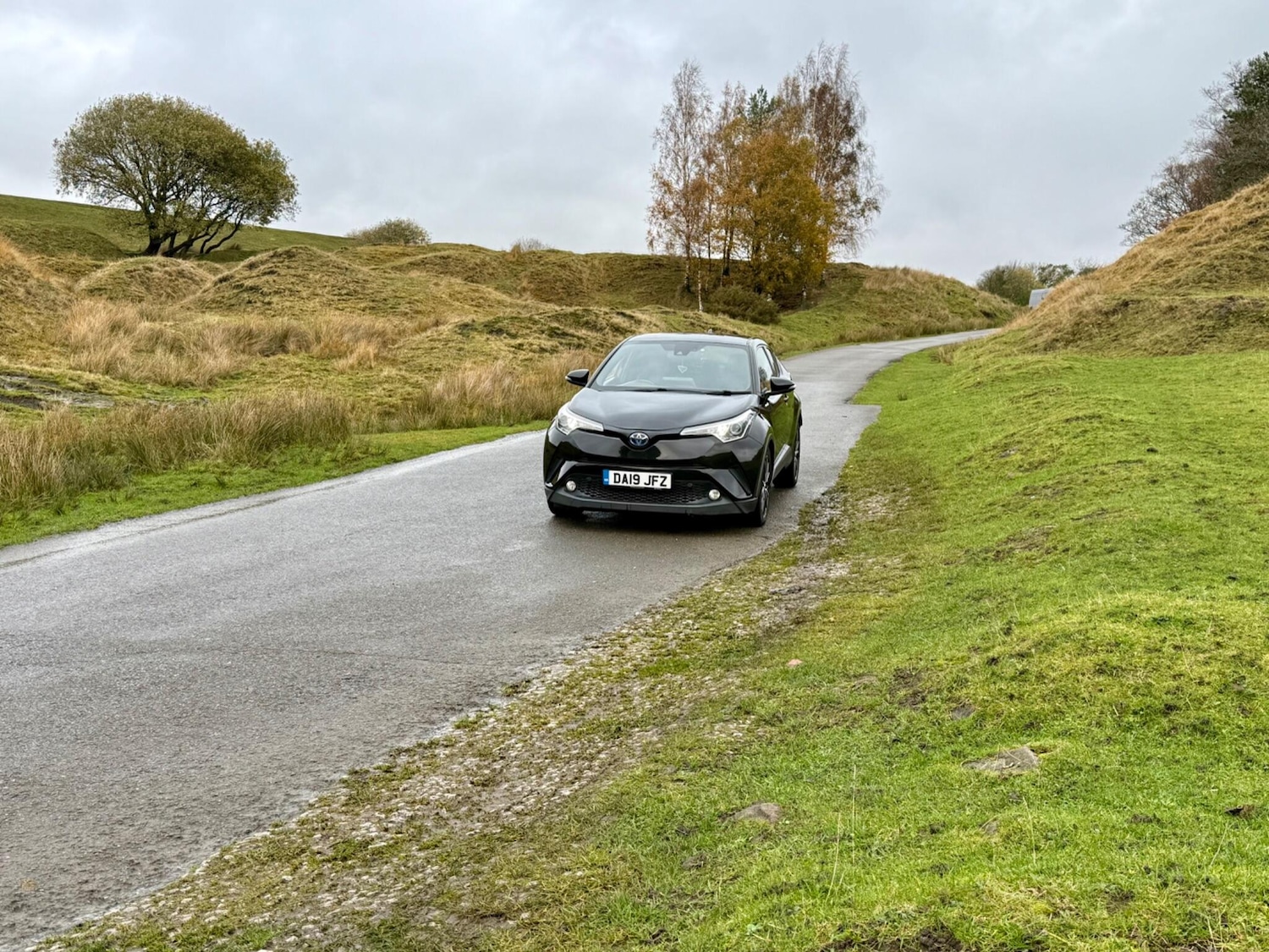 Used Toyota C-HR 2019 for sale - 76441000: Photo 3