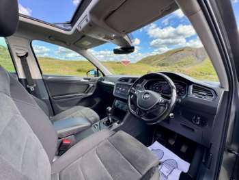 Used Volkswagen Tiguan 2018 for sale - 74799586: Photo