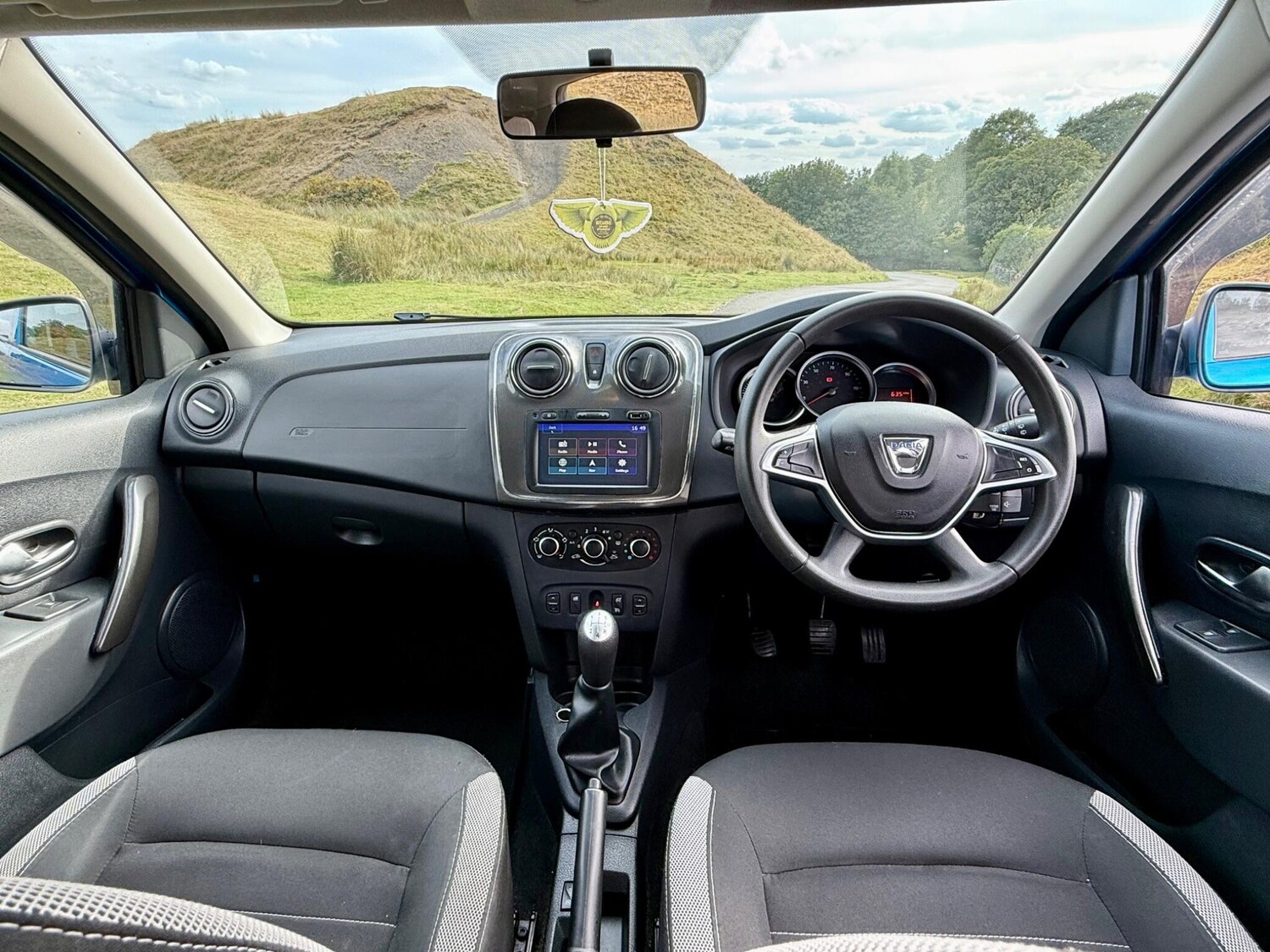 Used Dacia Sandero Stepway 2017 for sale - 75809822: Photo 16