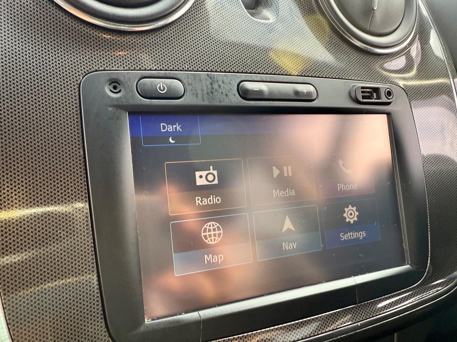 Used Dacia Sandero Stepway 2017 for sale - 75809822: Photo 30