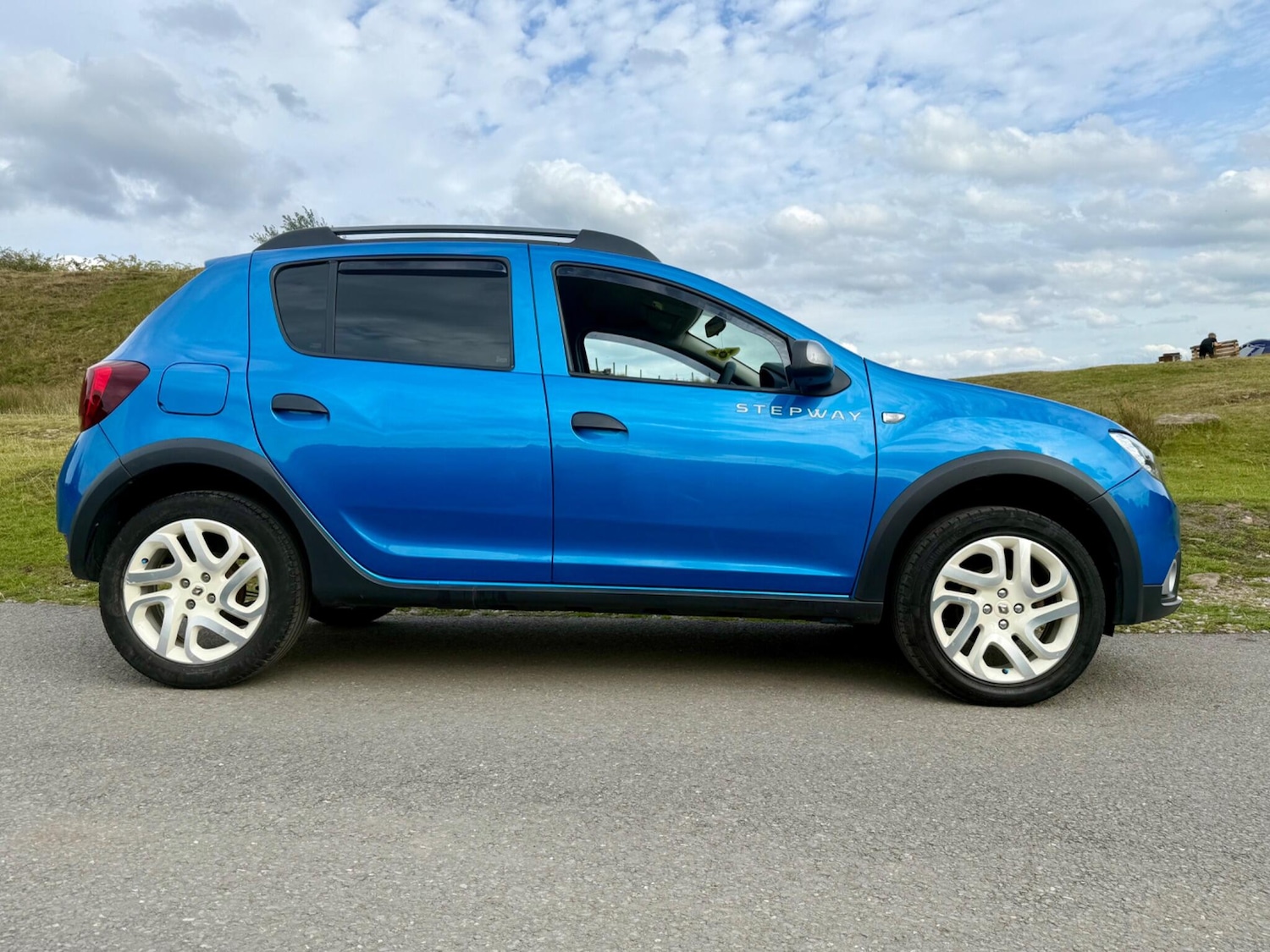 Used Dacia Sandero Stepway 2017 for sale - 75809822: Photo 9