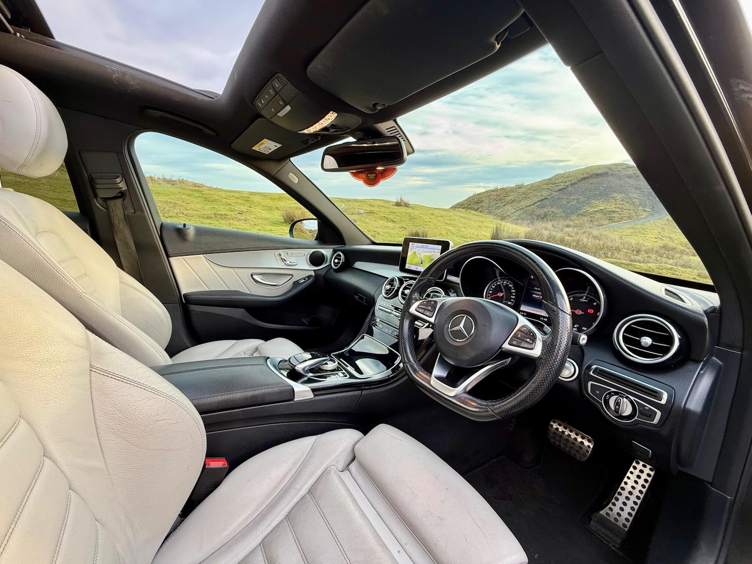 Used Mercedes-Benz C Class 2016 for sale - 77202586: Photo 2