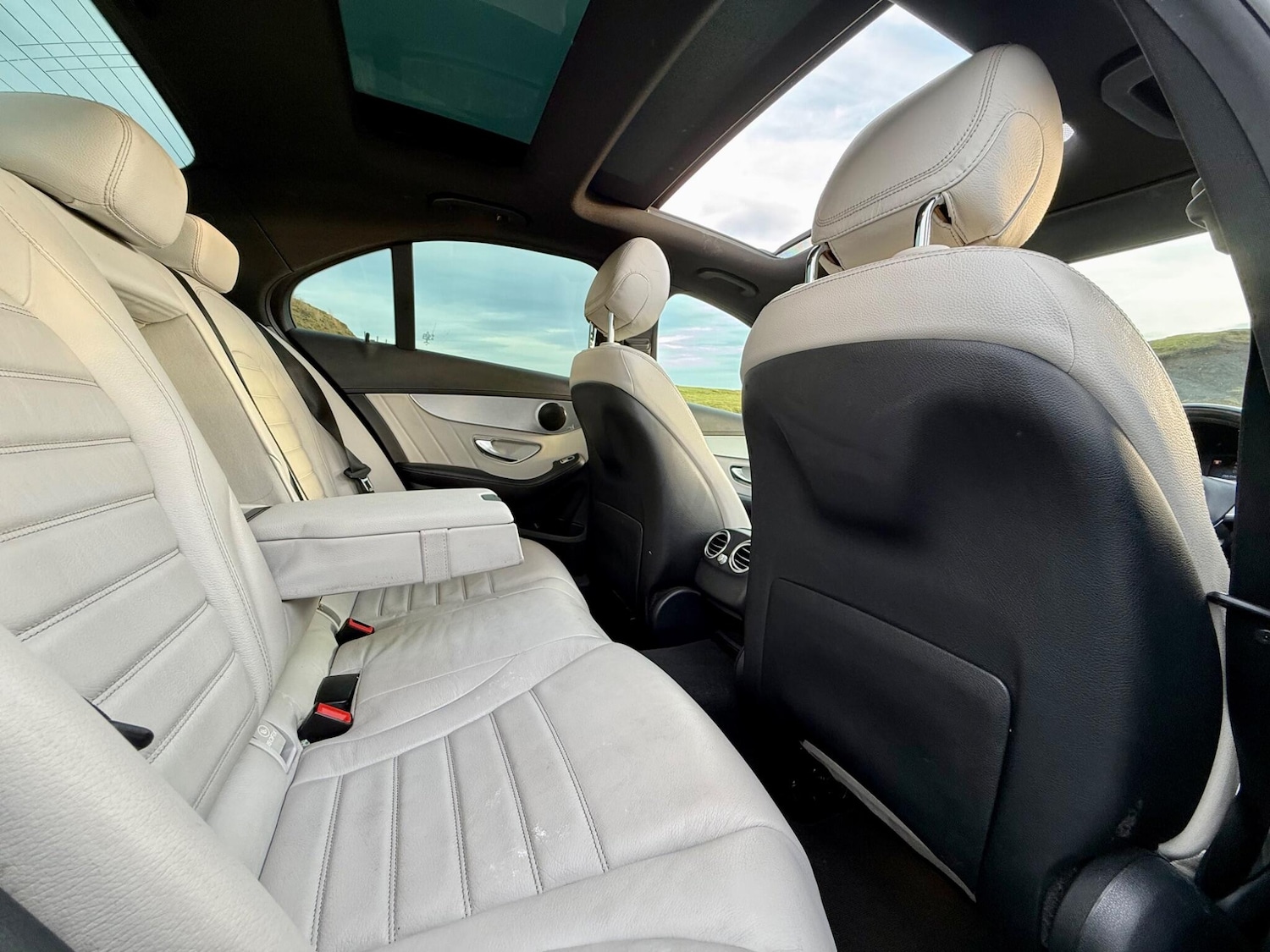 Used Mercedes-Benz C Class 2016 for sale - 77202586: Photo 31