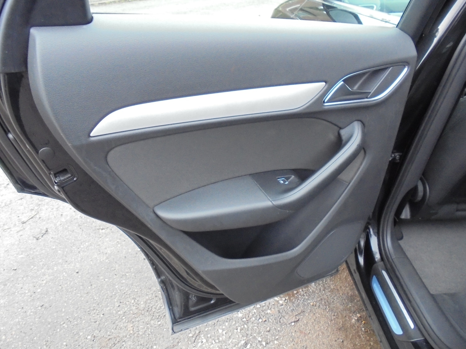 Used Audi Q3 2015 for sale - 76723389: Photo 15