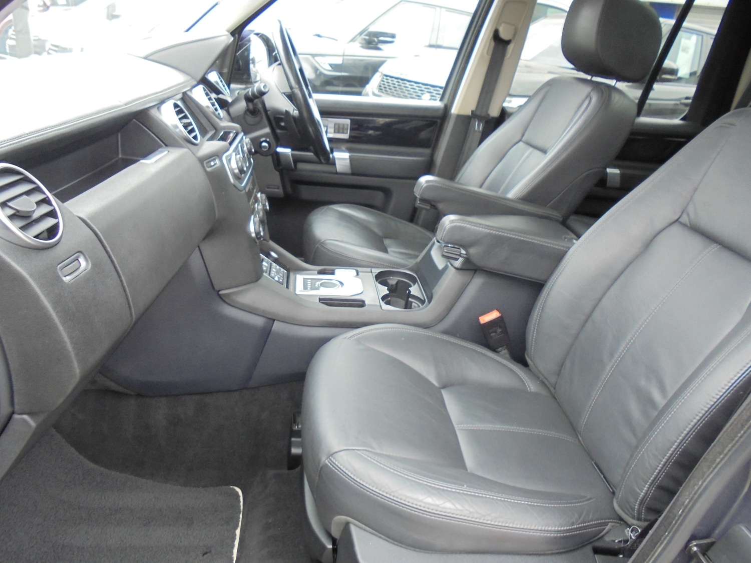 Used Land Rover Discovery 2016 for sale - 77790736: Photo 15