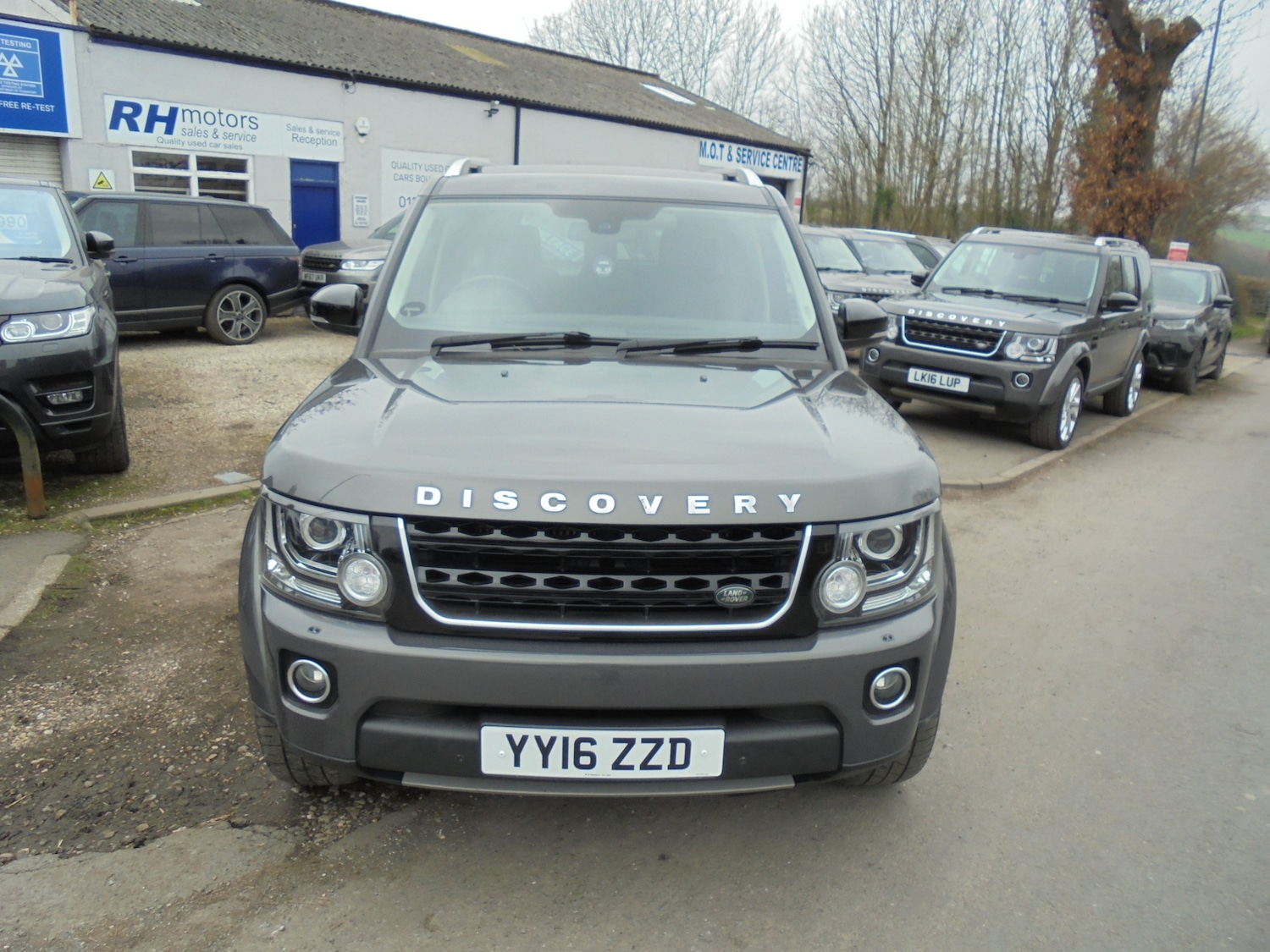 Used Land Rover Discovery 2016 for sale - 77790736: Photo 2