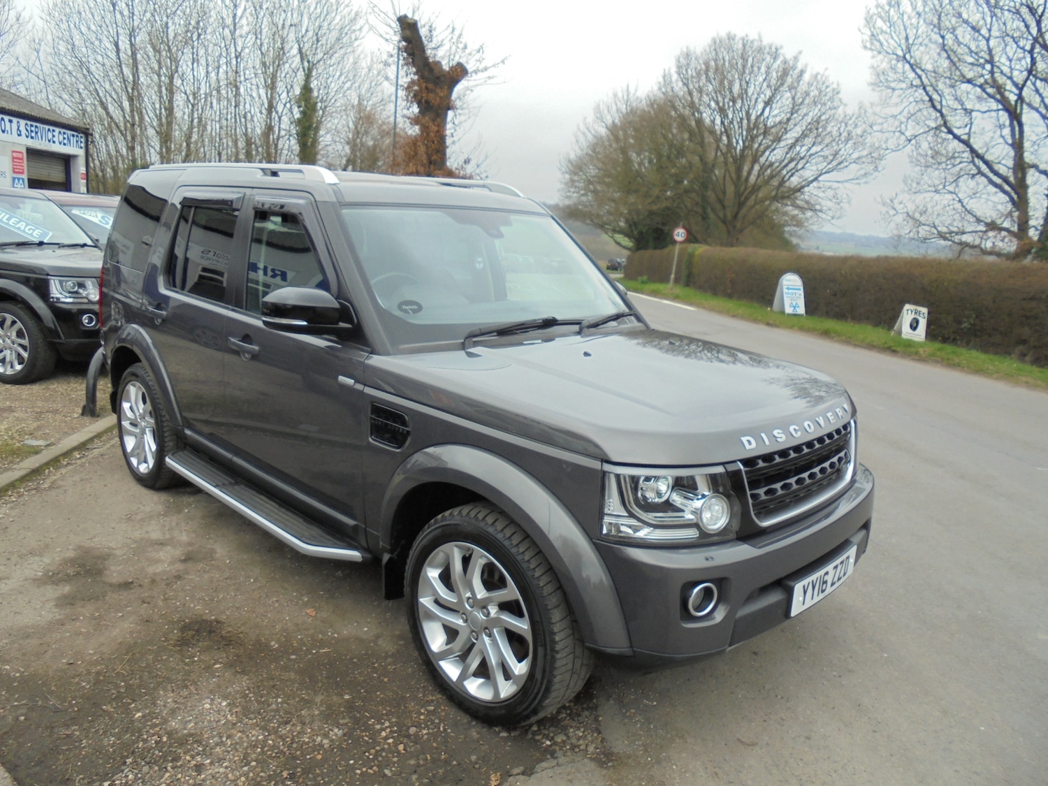Used Land Rover Discovery 2016 for sale - 77790736: Photo 3