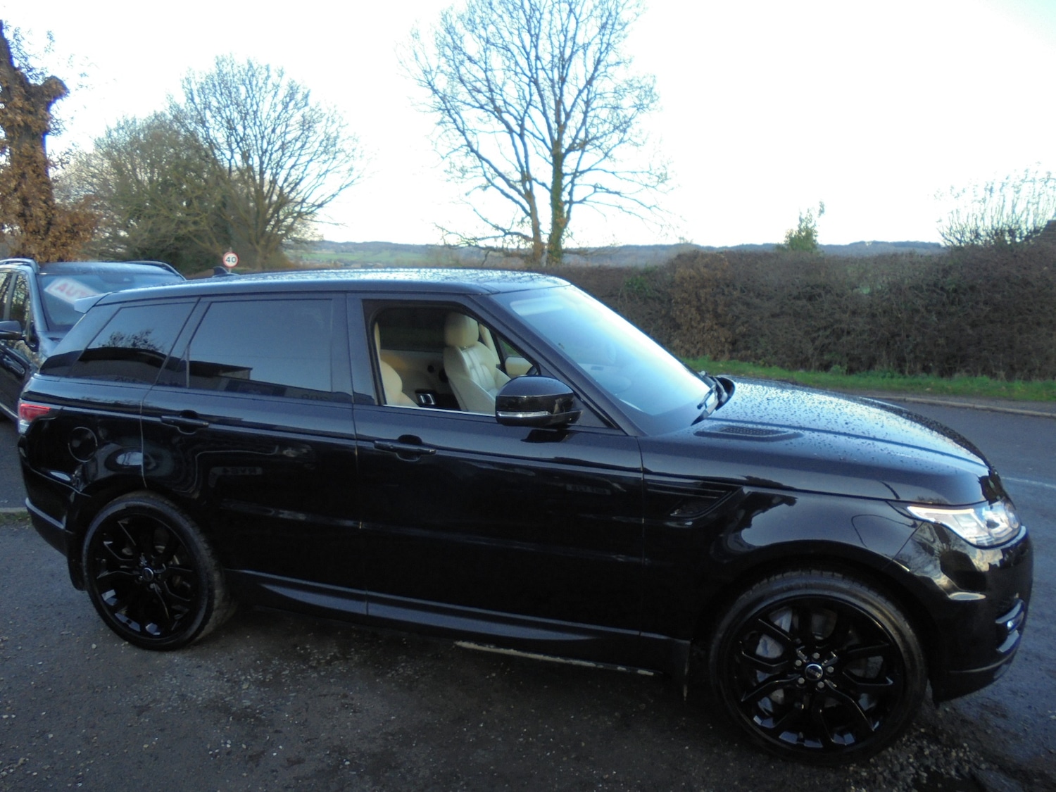 Used Land Rover Range Rover Sport 2016 for sale - 76896687: Photo 4