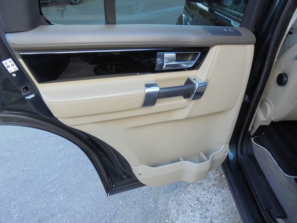 Used Land Rover Discovery 2015 for sale - 76117268: Photo 14