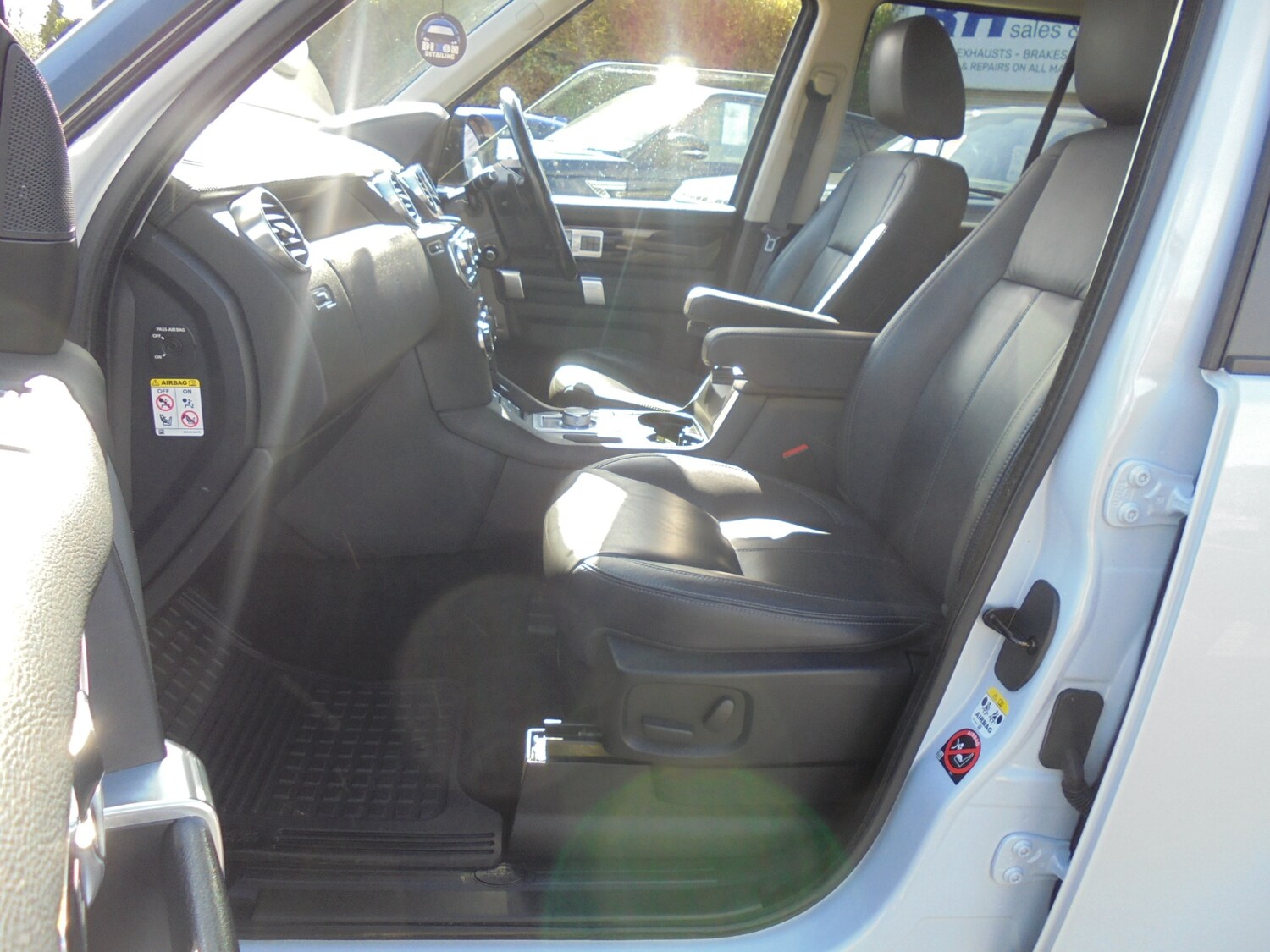 Used Land Rover Discovery 2016 for sale - 78105767: Photo 15