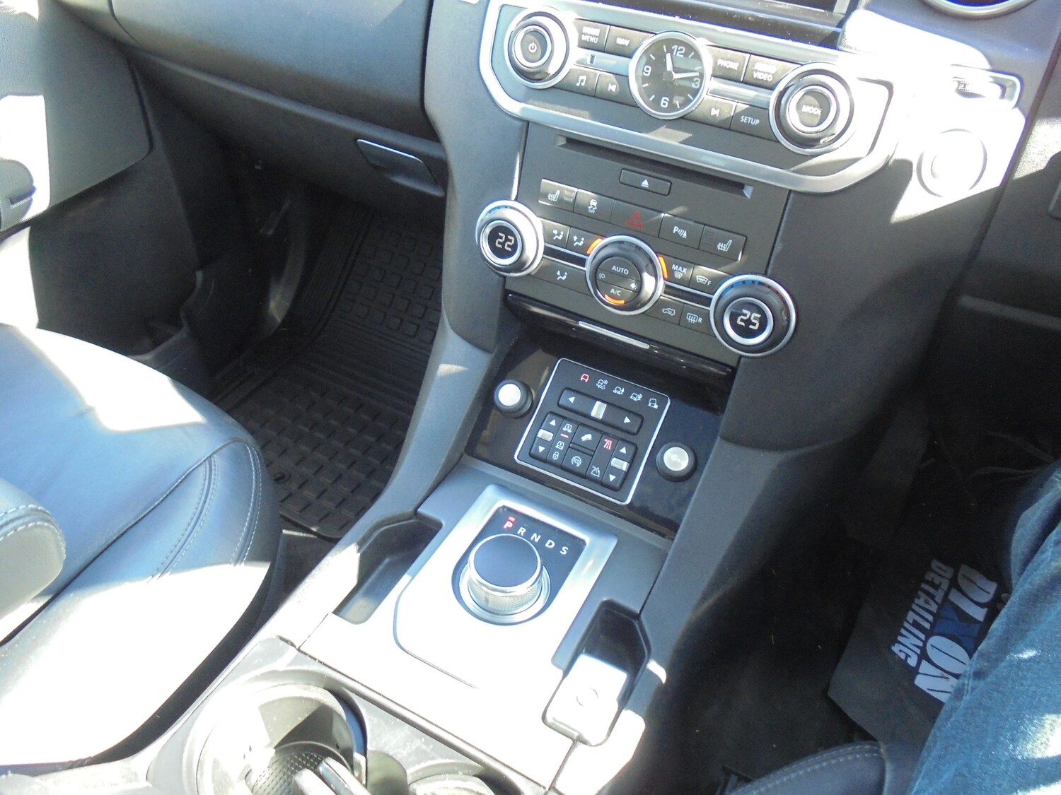 Used Land Rover Discovery 2016 for sale - 78105767: Photo 30