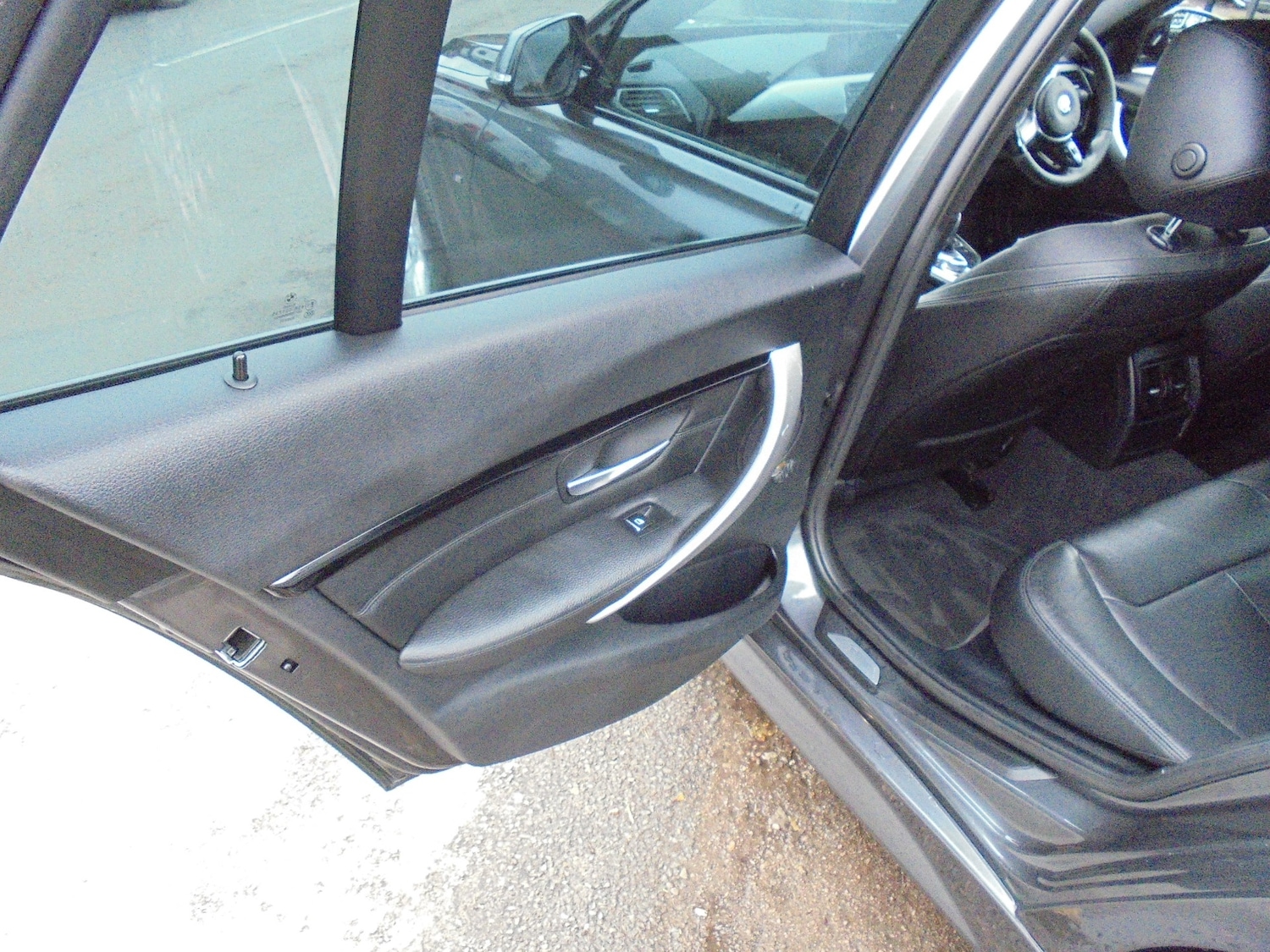 Used BMW 3 Series 2015 for sale - 76130344: Photo 10