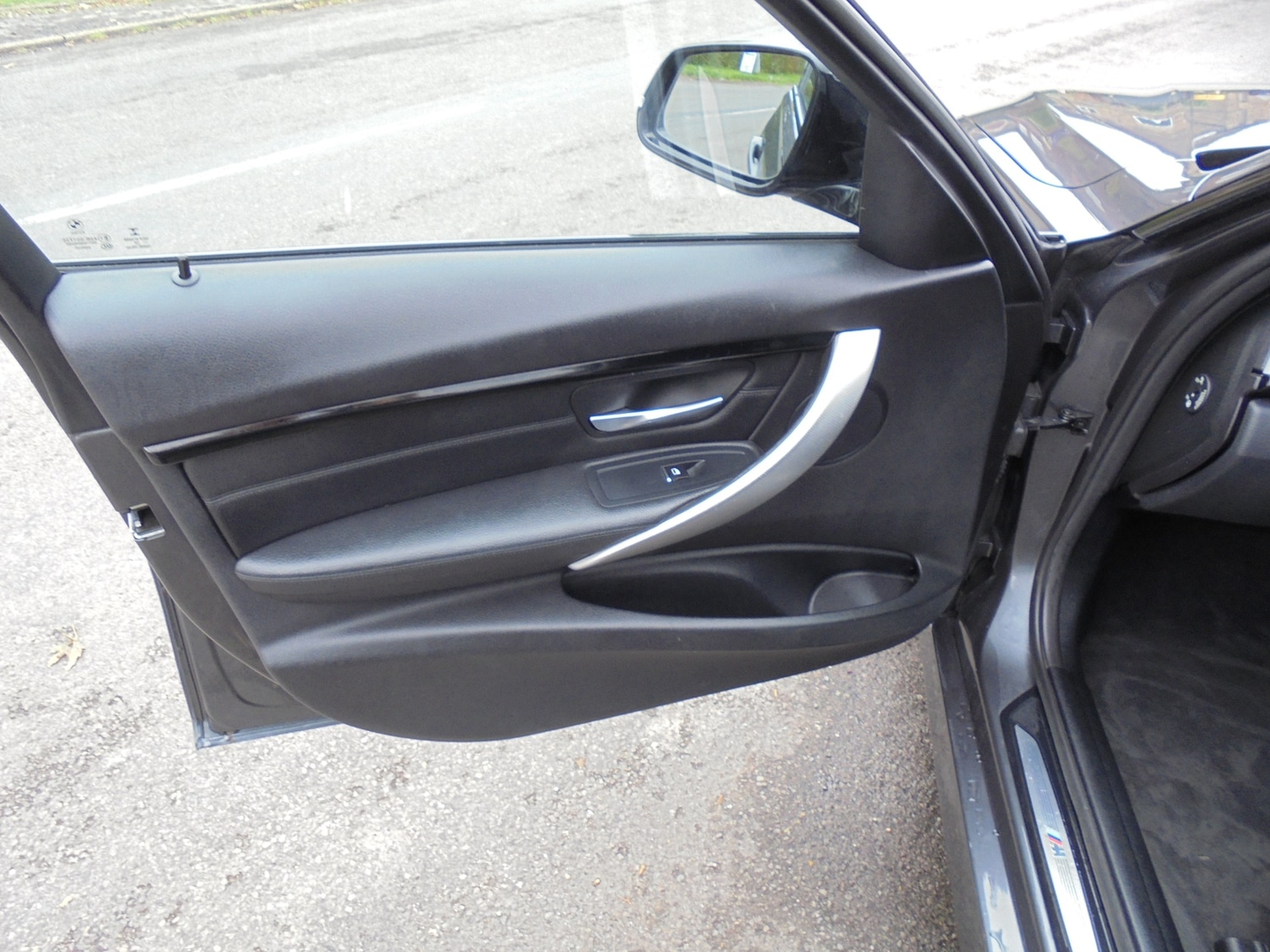 Used BMW 3 Series 2015 for sale - 76130344: Photo 8