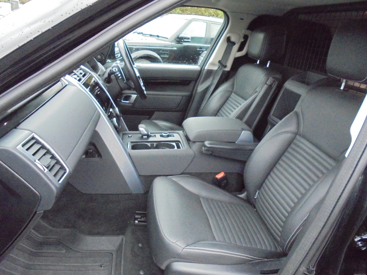 Used Land Rover Discovery 2021 for sale - 77533636: Photo 15