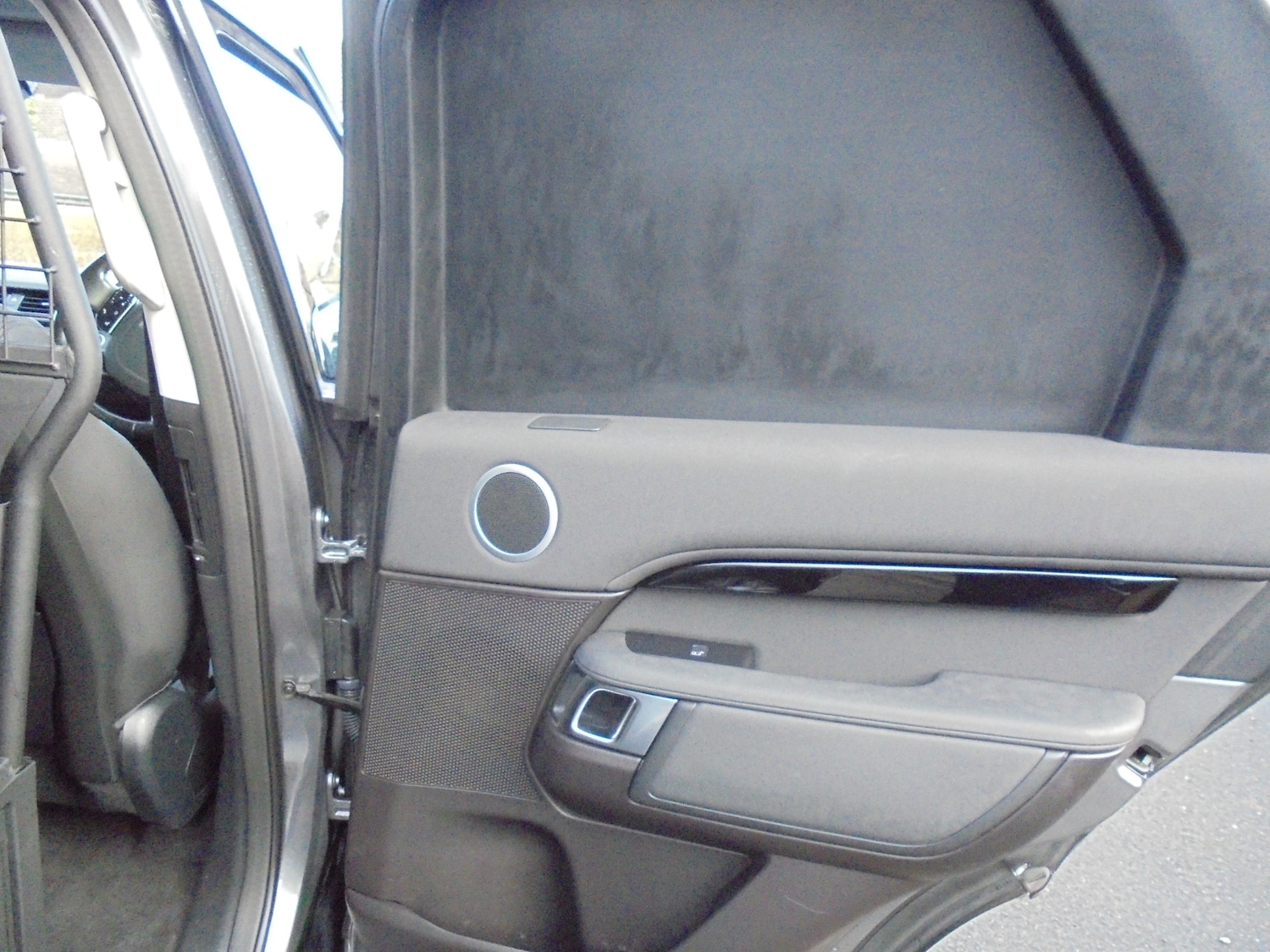 Used Land Rover Discovery 2019 for sale - 77240363: Photo 18