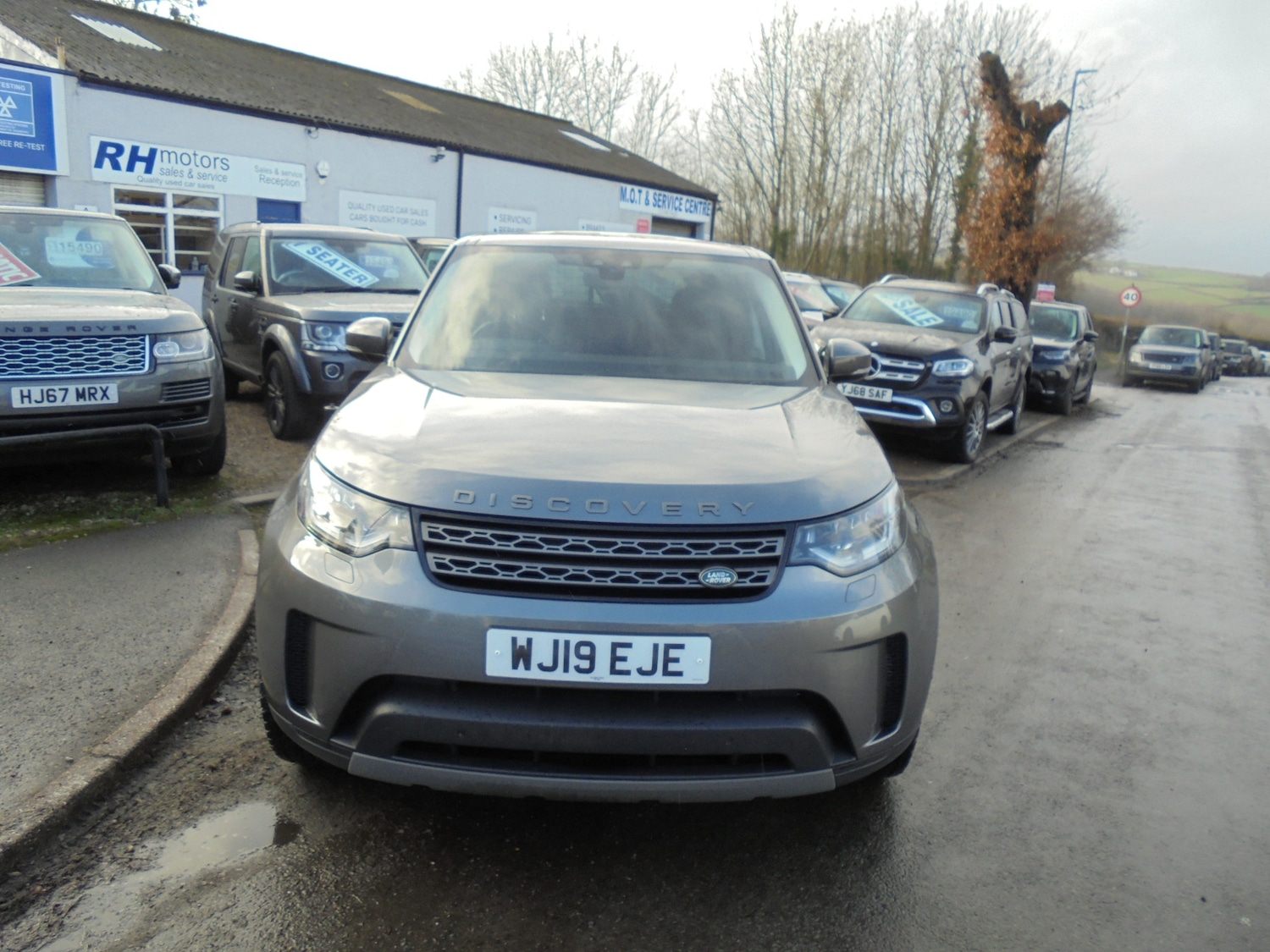 Used Land Rover Discovery 2019 for sale - 77240363: Photo 2