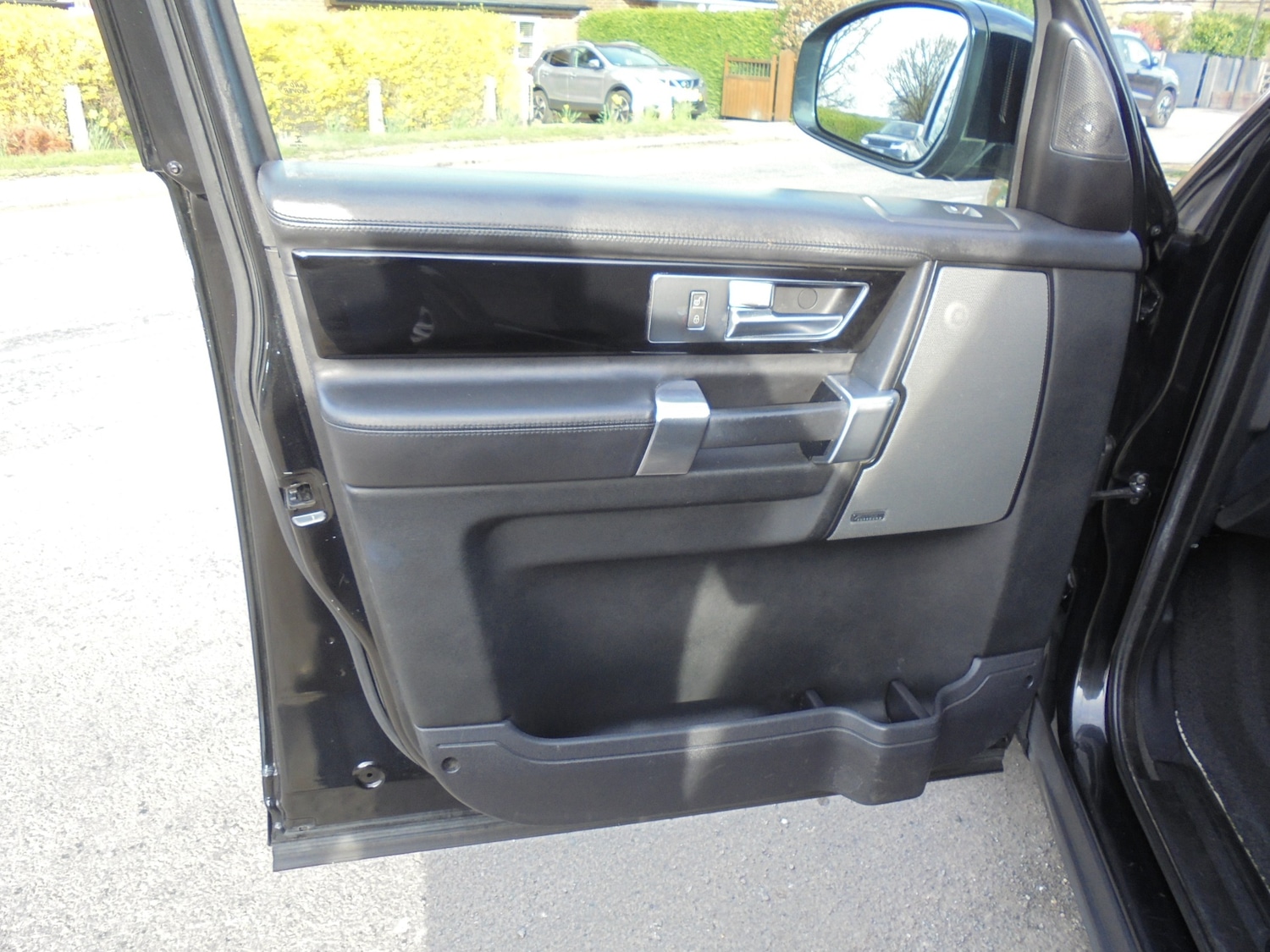 Used Land Rover Discovery 2016 for sale - 78109674: Photo 13