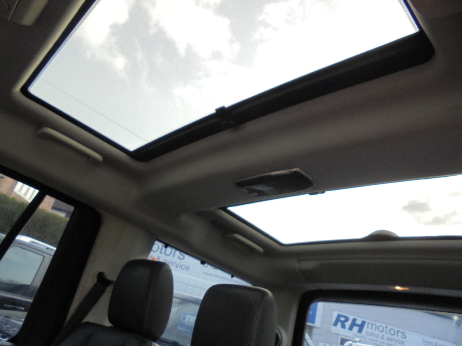 Used Land Rover Discovery 2016 for sale - 78109674: Photo 25