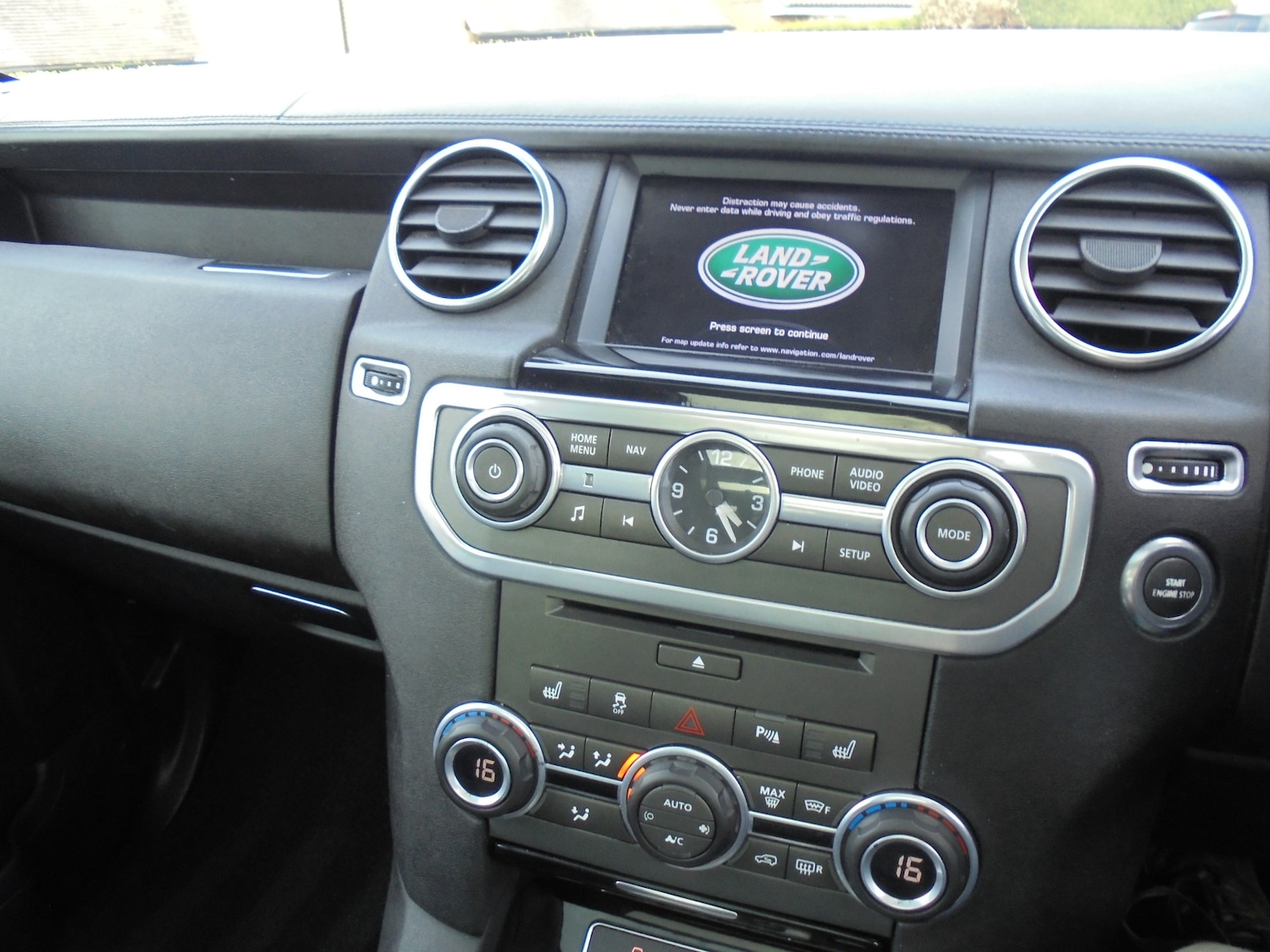 Used Land Rover Discovery 2016 for sale - 78109674: Photo 30