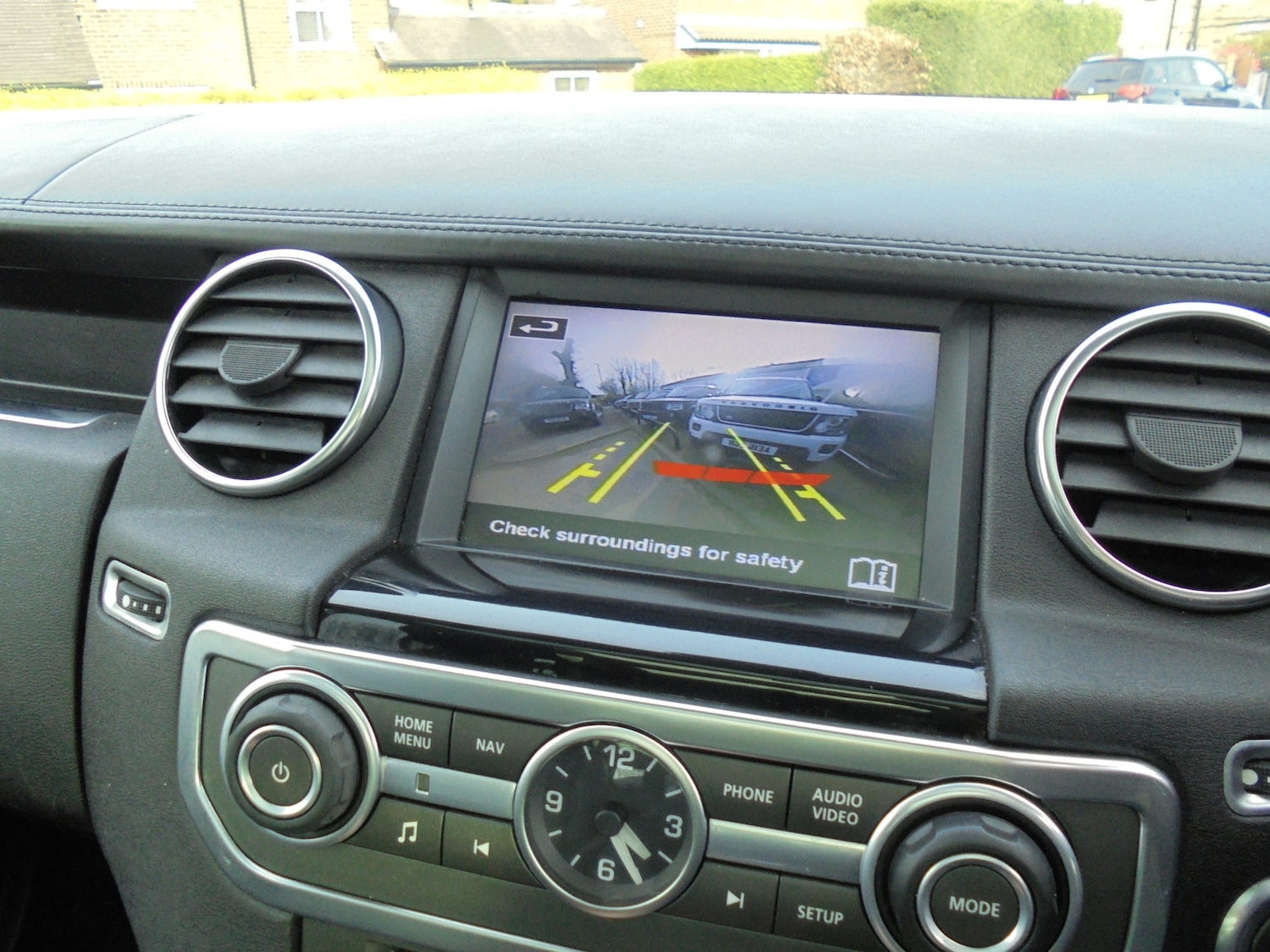 Used Land Rover Discovery 2016 for sale - 78109674: Photo 32