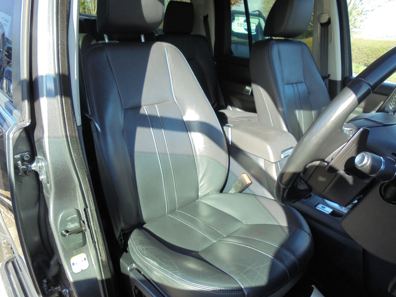 Used Land Rover Discovery 2016 for sale - 77878606: Photo 25