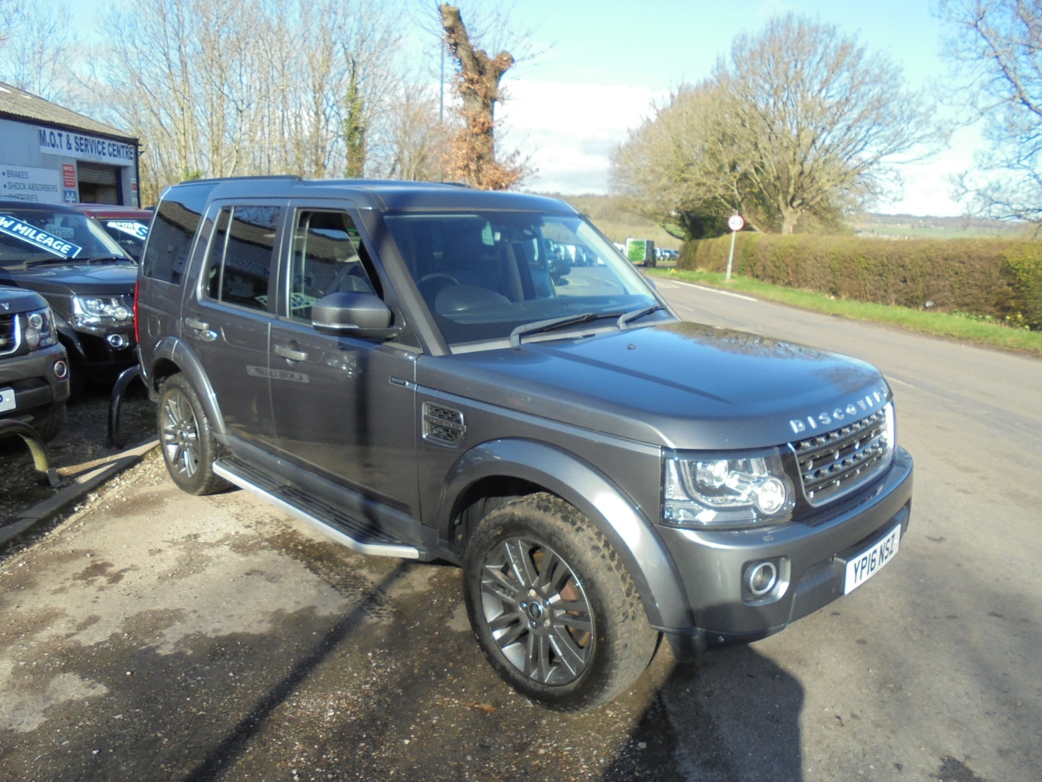 Used Land Rover Discovery 2016 for sale - 77878606: Photo 3