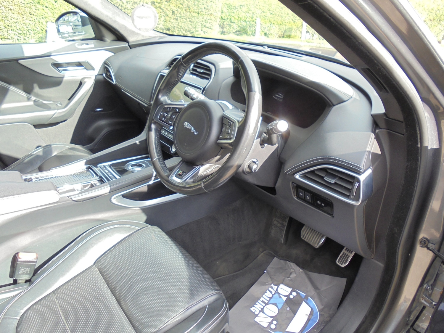 Used Jaguar F-Pace 2019 for sale - 76219366: Photo 16