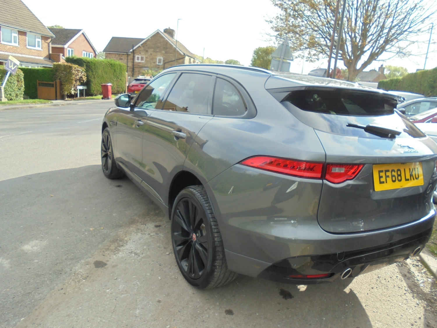 Used Jaguar F-Pace 2019 for sale - 76219366: Photo 6