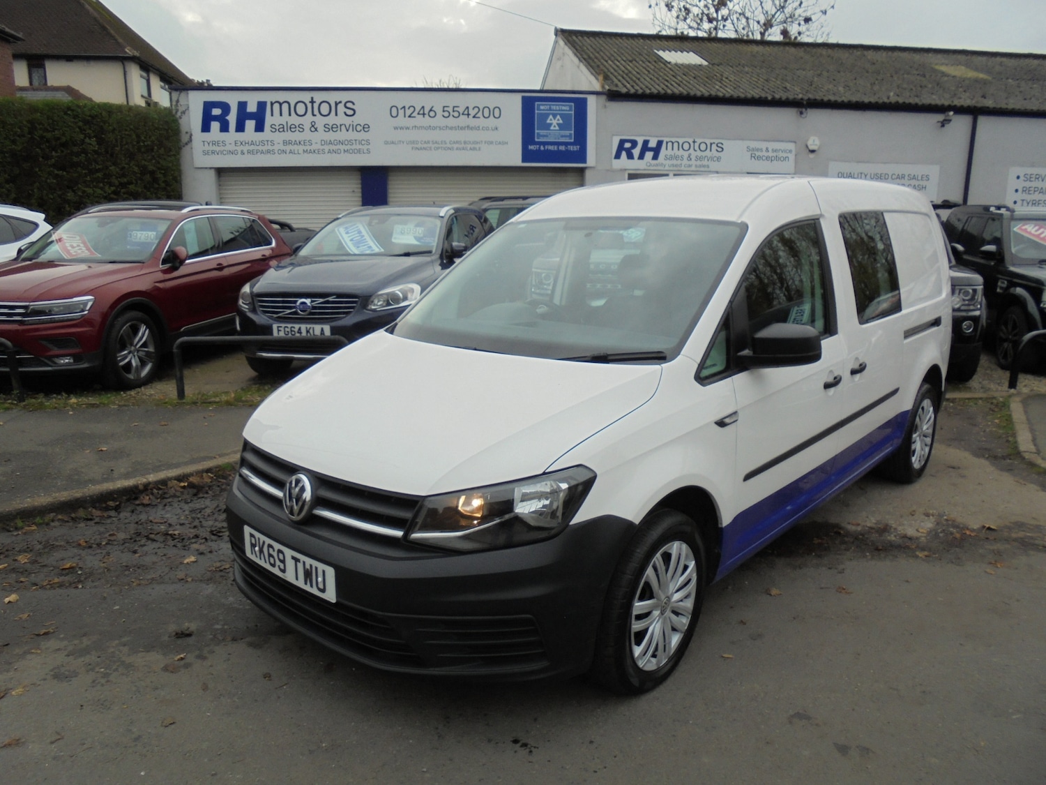 Used Volkswagen Caddy Maxi 2019 for sale - 76494728: Photo 1