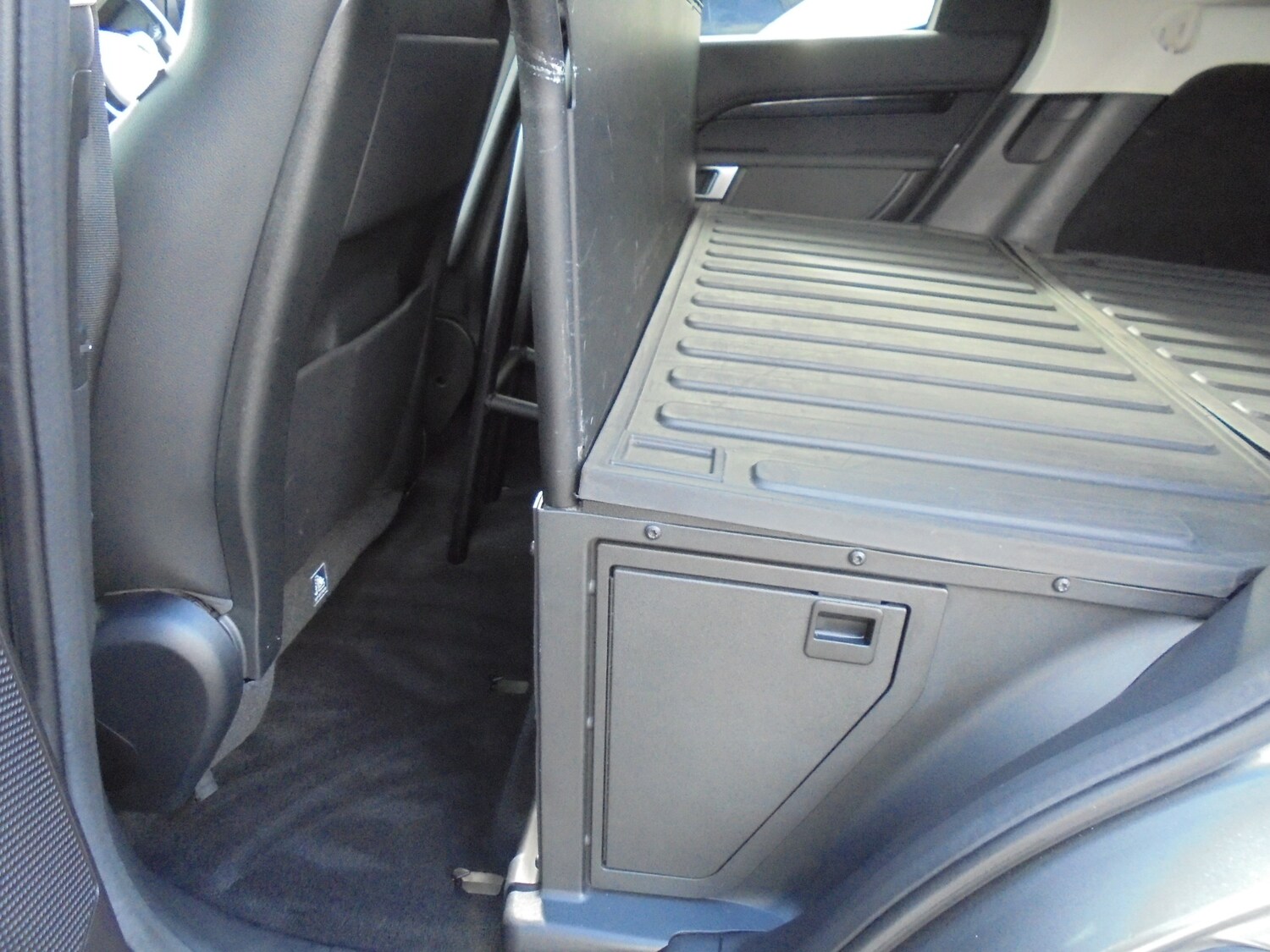 Used Land Rover Discovery 2018 for sale - 77843046: Photo 17