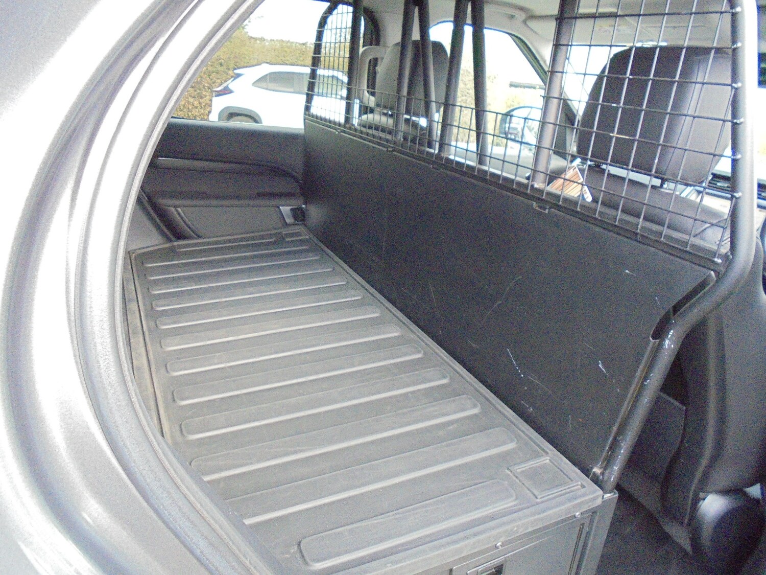 Used Land Rover Discovery 2018 for sale - 77843046: Photo 23