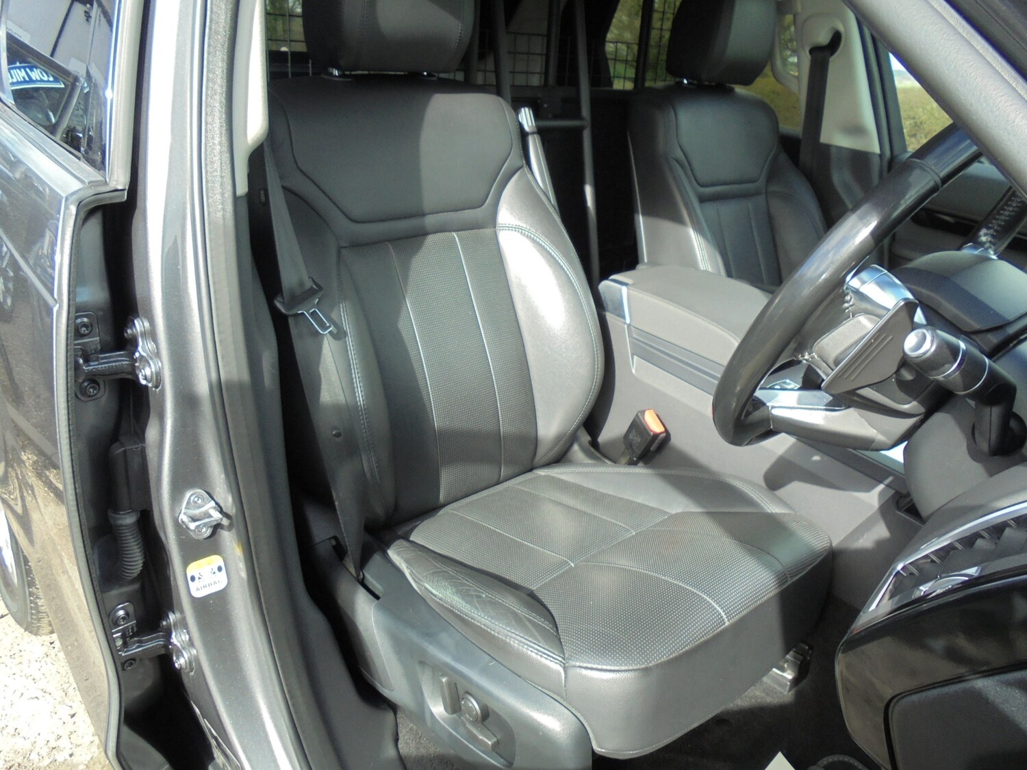 Used Land Rover Discovery 2018 for sale - 77843046: Photo 26