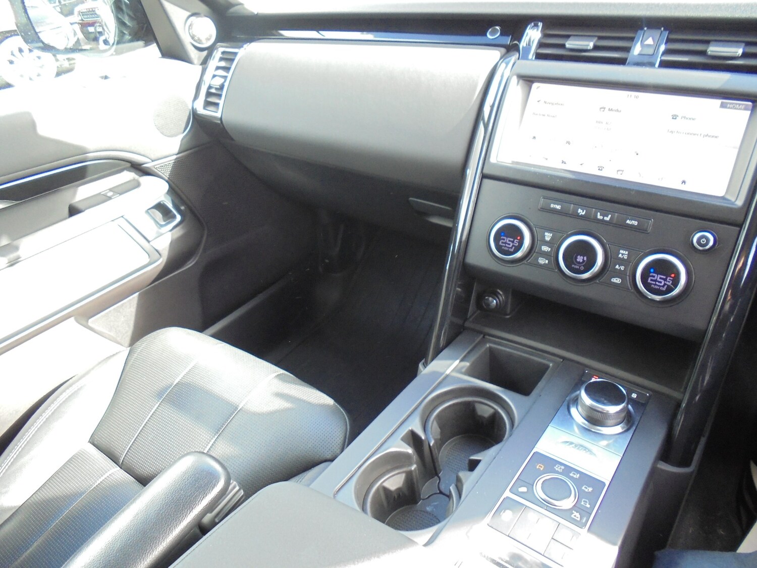 Used Land Rover Discovery 2018 for sale - 77843046: Photo 27