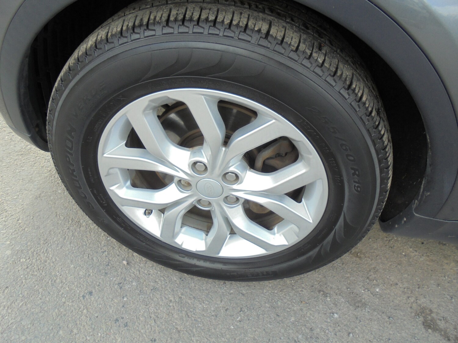 Used Land Rover Discovery 2018 for sale - 77843046: Photo 9