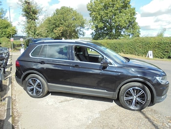 Used Volkswagen Tiguan 2018 for sale - 75762208: Photo