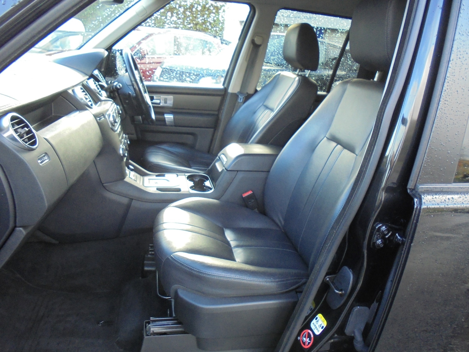 Used Land Rover Discovery 2014 for sale - 76845913: Photo 15