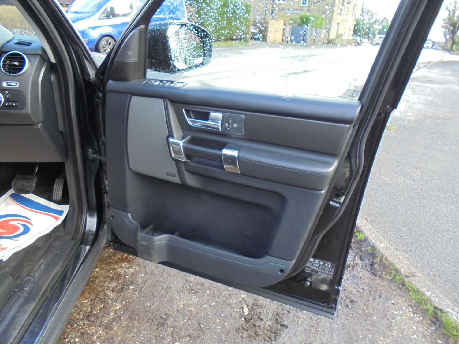 Used Land Rover Discovery 2014 for sale - 76845913: Photo 23