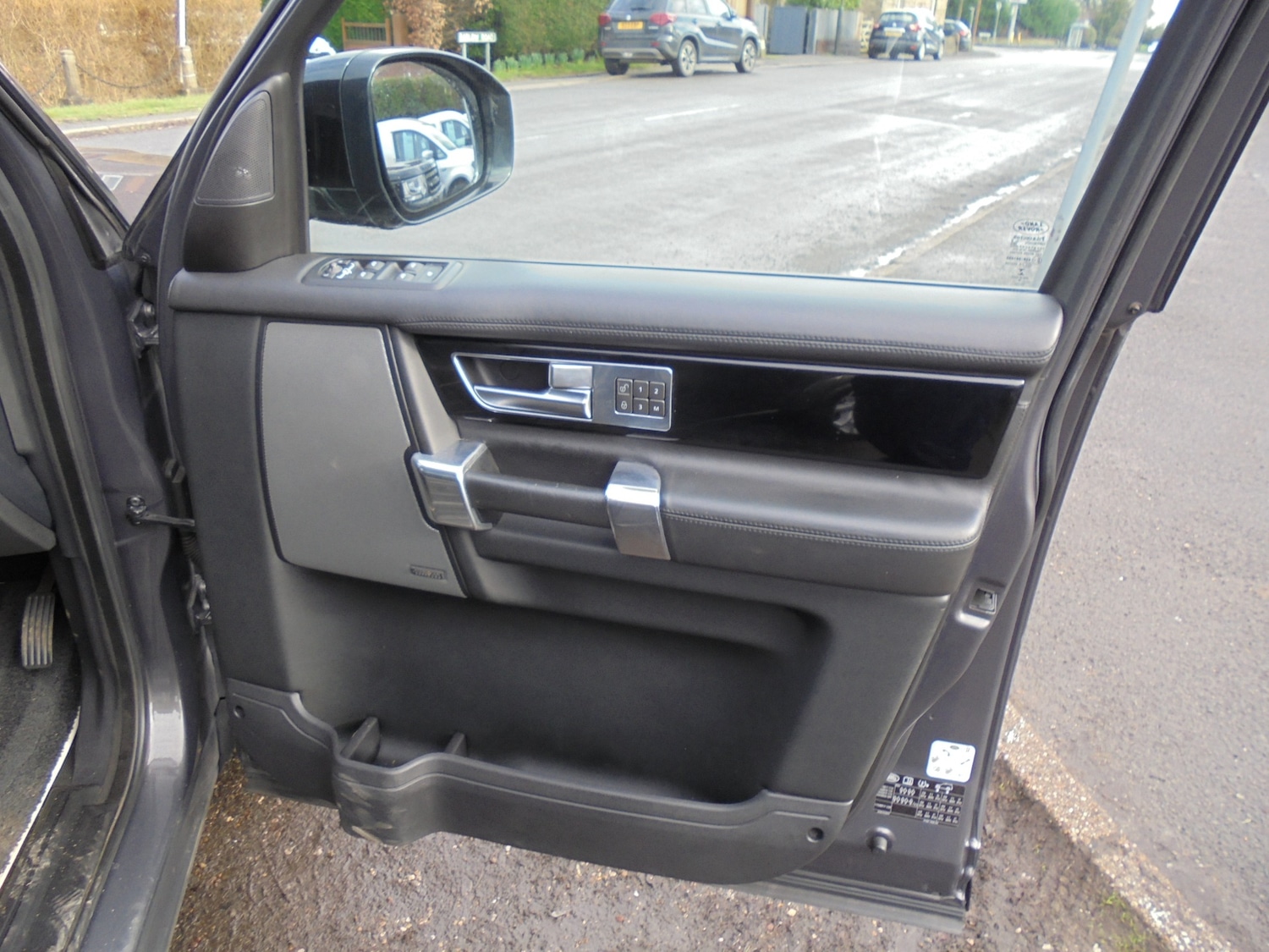 Used Land Rover Discovery 2016 for sale - 77508248: Photo 19