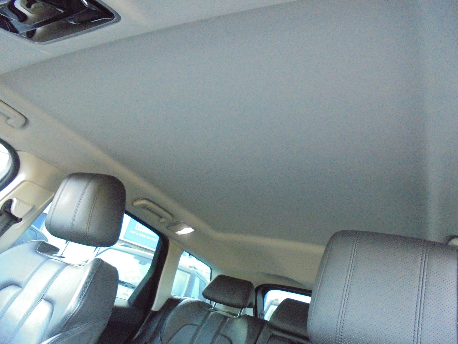 Used Land Rover Range Rover Sport 2017 for sale - 76782780: Photo 16